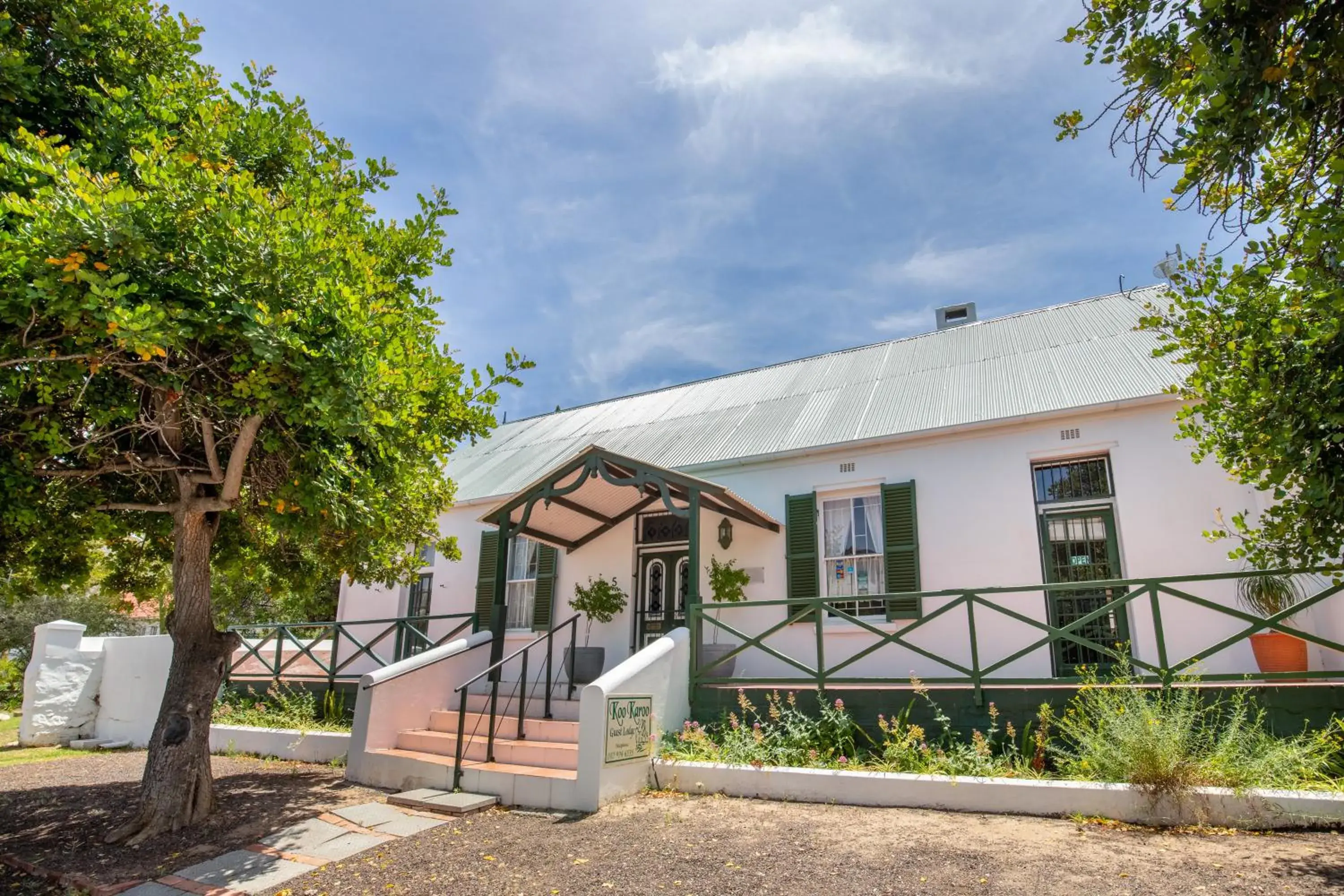 Koo Karoo Guest Lodge and Self Catering Koo Karoo Guest Lodge and Self Catering