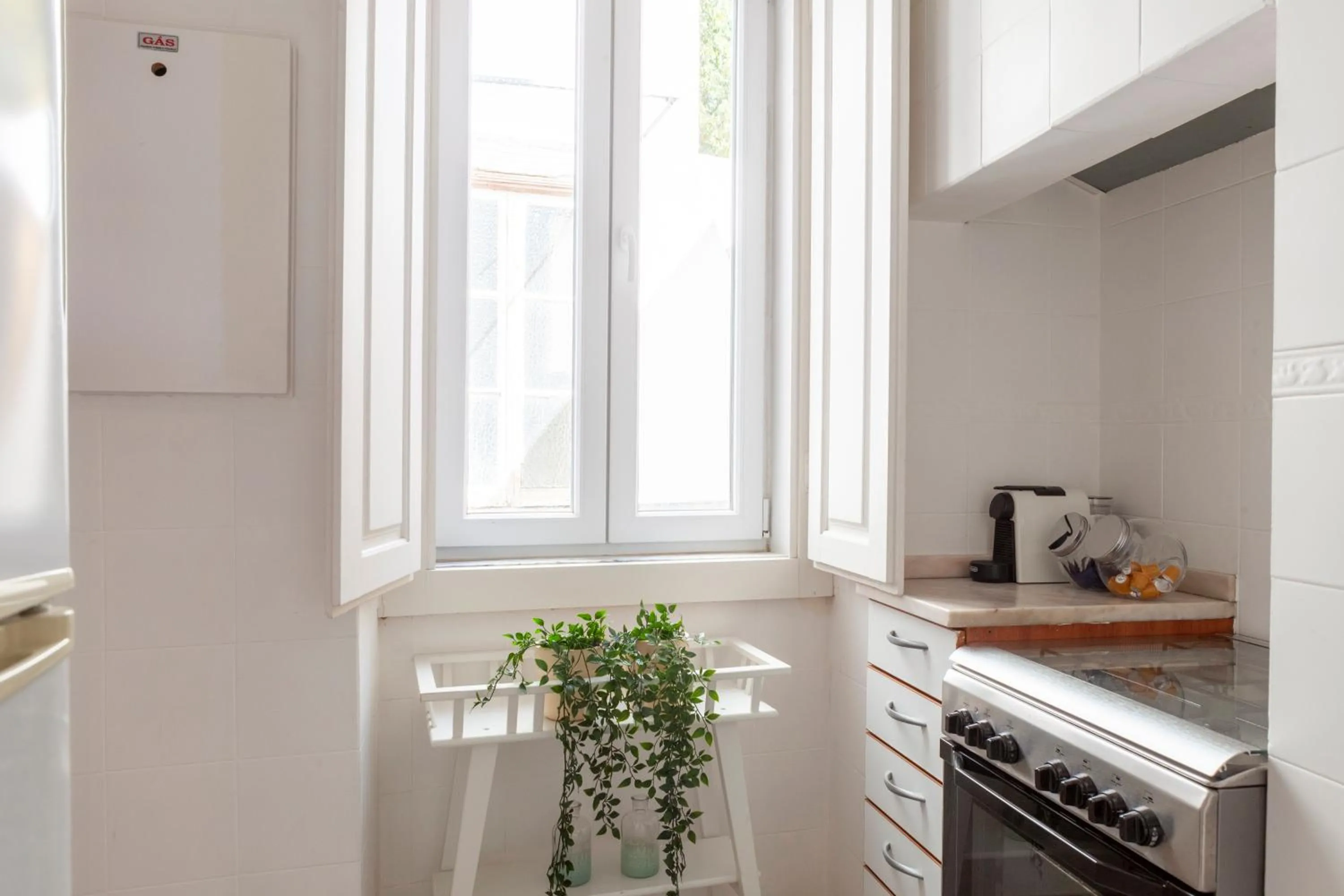 Alfama Amazing Scenic River and City View Charming apartment With 2 bedrooms and AC 19th Century Building