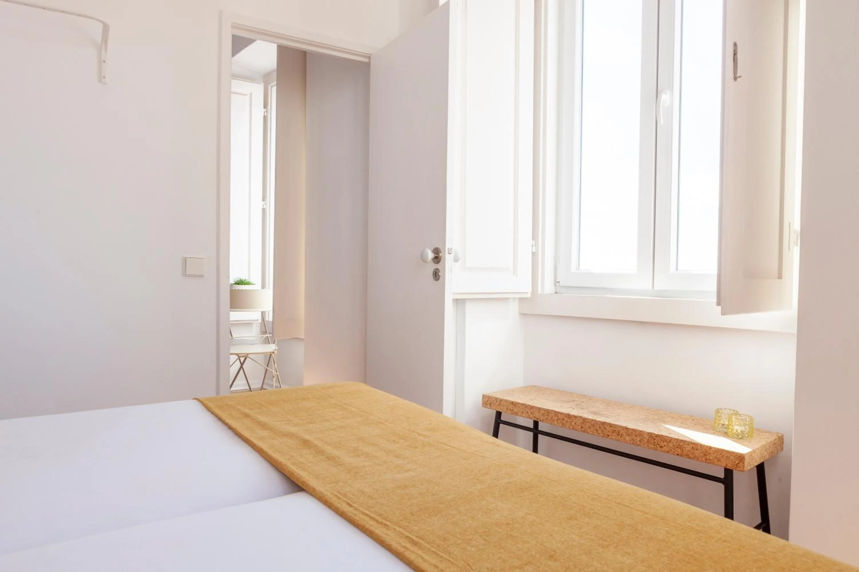 Bed in Alfama Amazing Scenic River and City View Charming apartment With 2 bedrooms and AC 19th Century Building