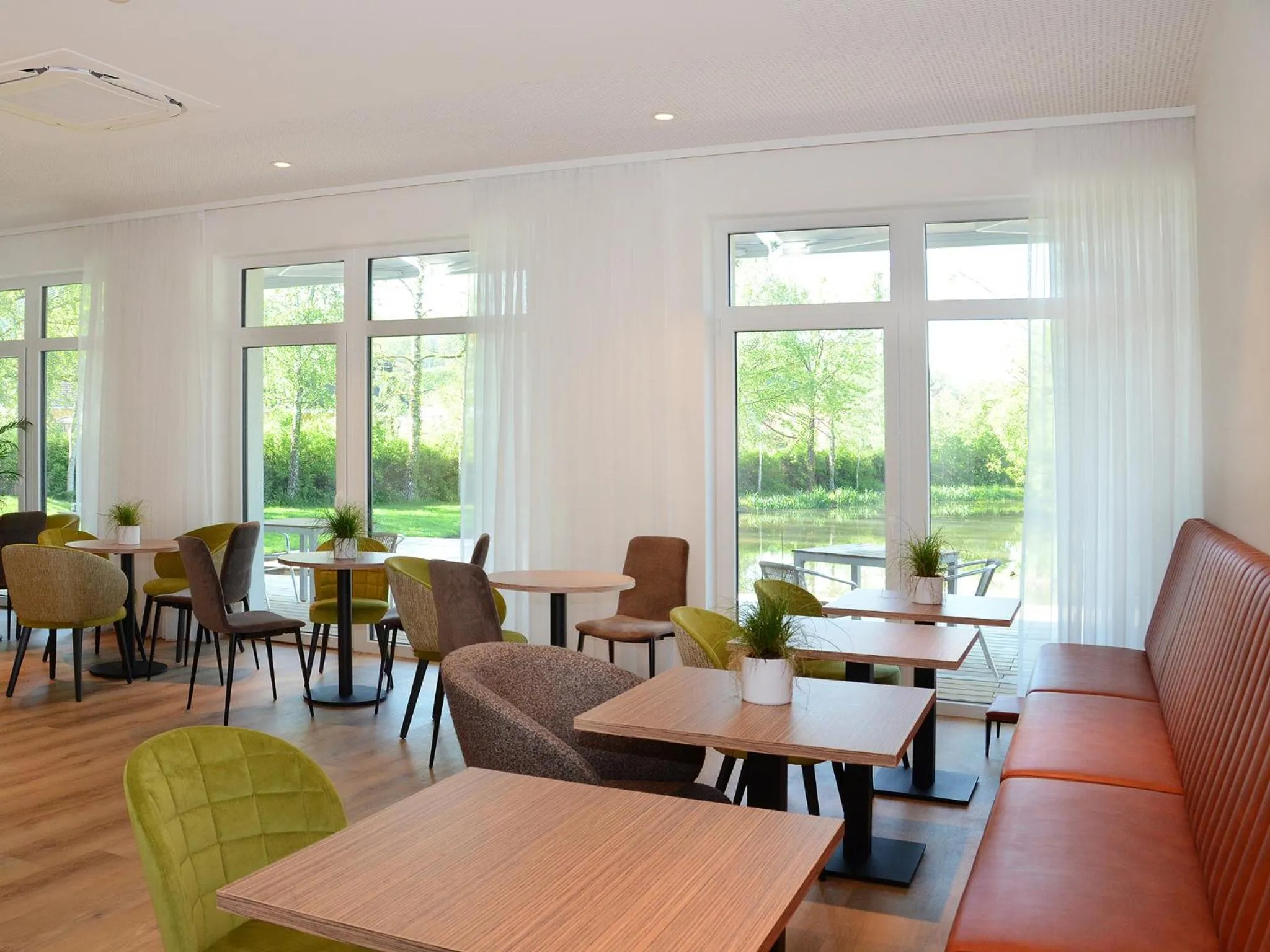 Breakfast in DORMERO SeHo Graz