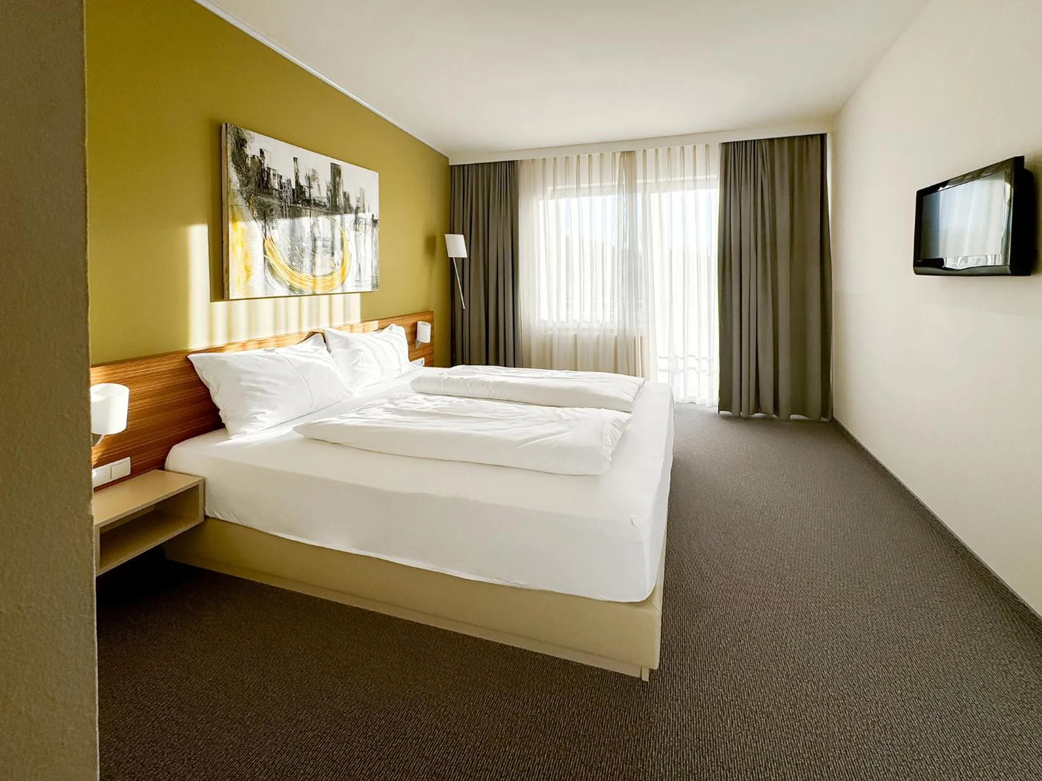 Photo of the whole room, Bed in DORMERO SeHo Graz