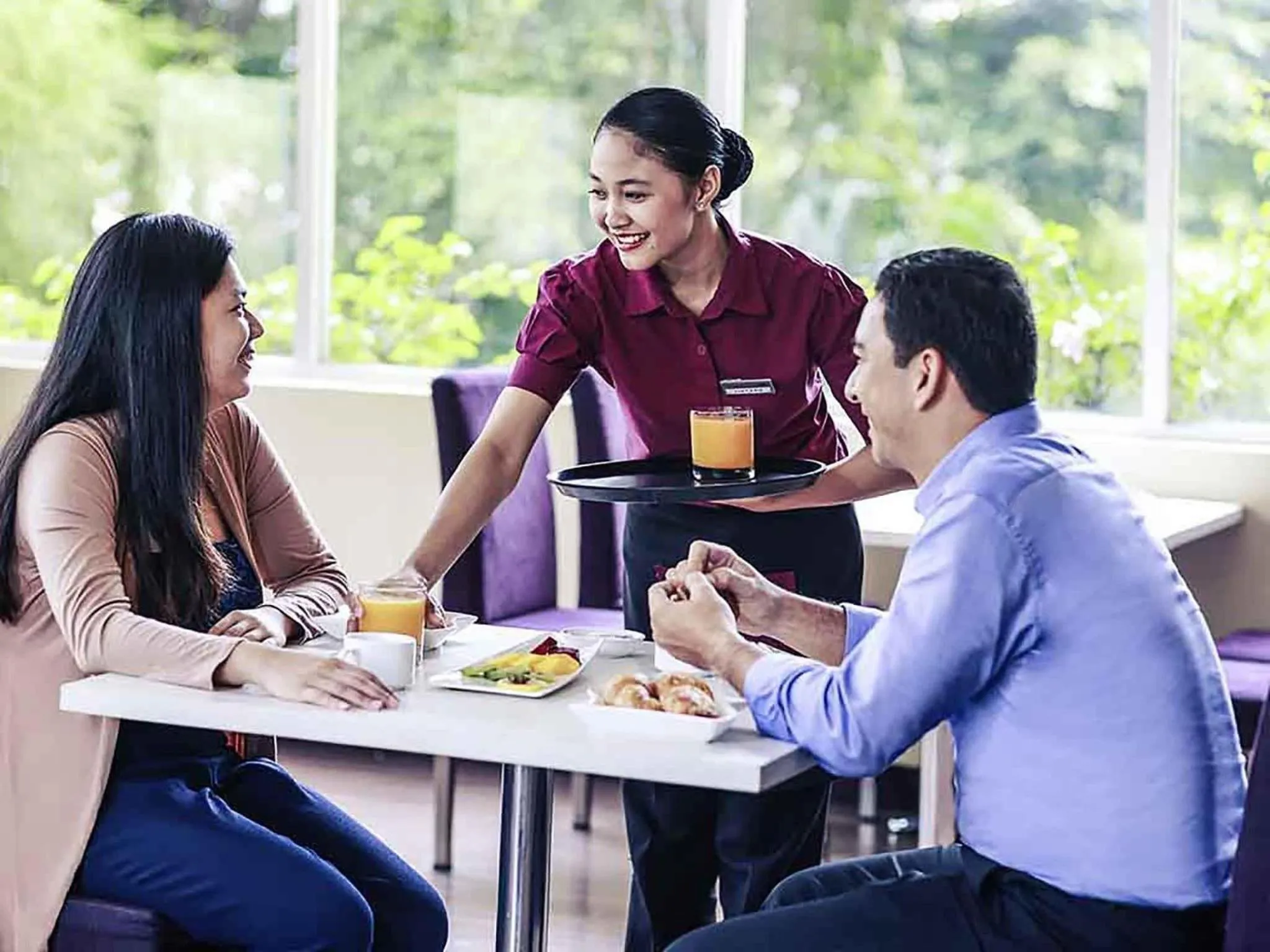 Restaurant/places to eat in Mercure Jakarta Kota