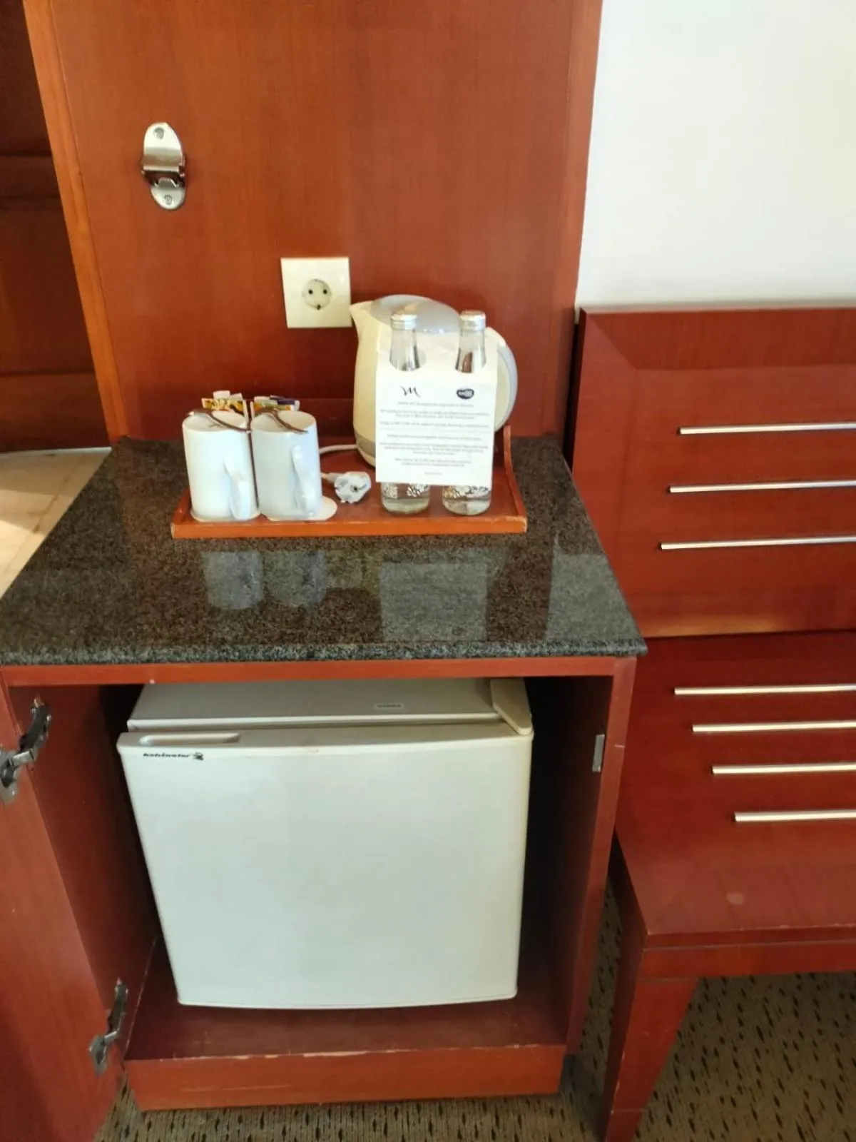 Coffee/tea facilities in Mercure Jakarta Kota