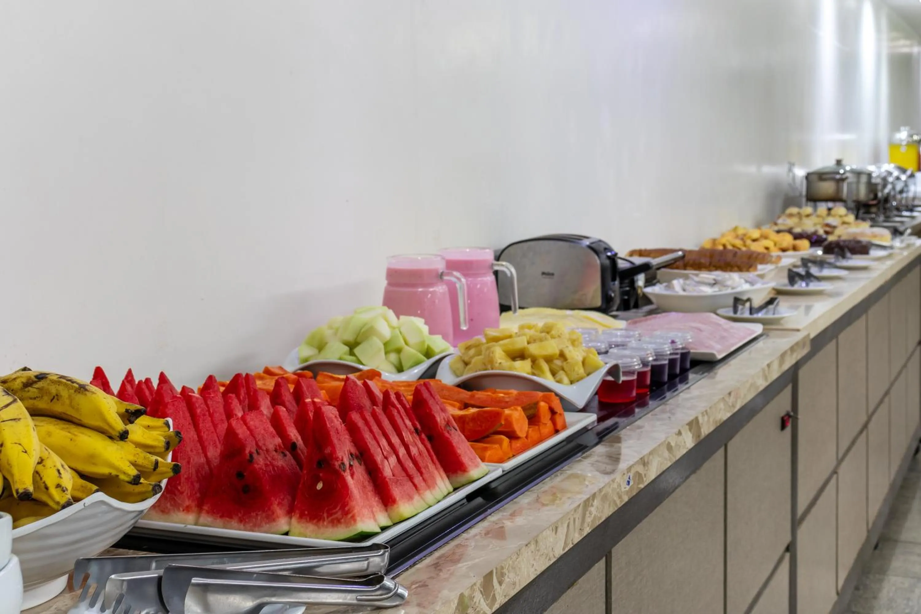 Food and drinks in Umuarama Plaza Hotel by Castelo Itaipava