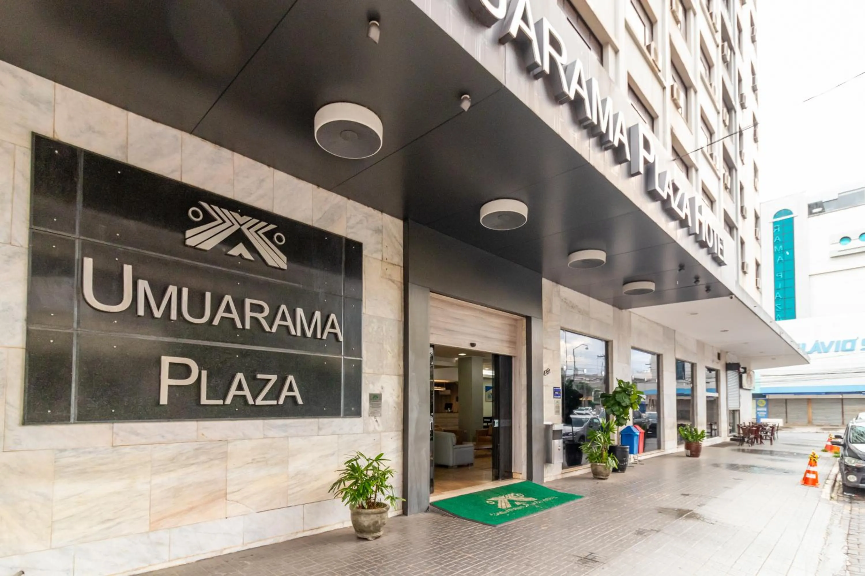 Property building in Umuarama Plaza Hotel by Castelo Itaipava