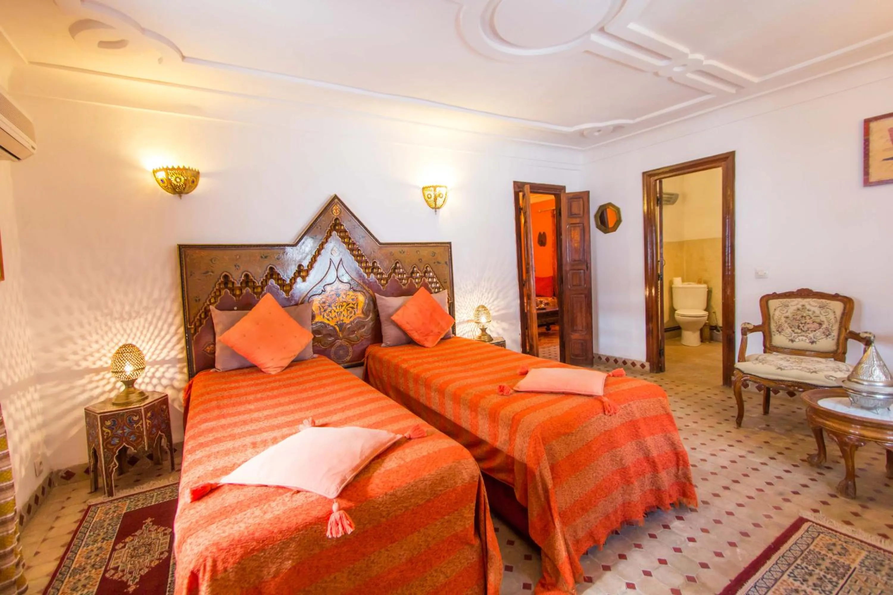 Decorative detail, Bed in Riad Dar Skalli & SPA