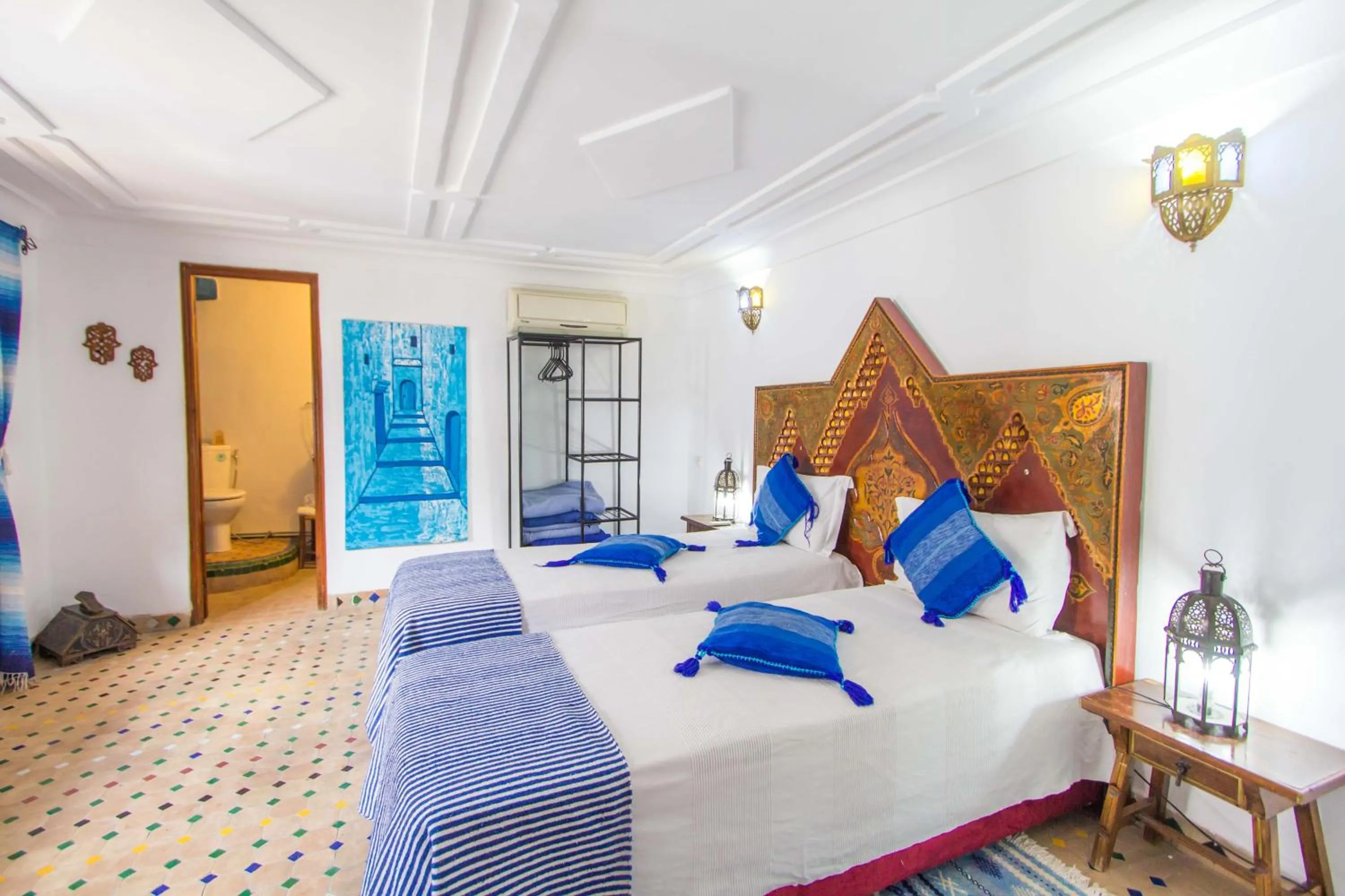 Decorative detail, Bed in Riad Dar Skalli & SPA