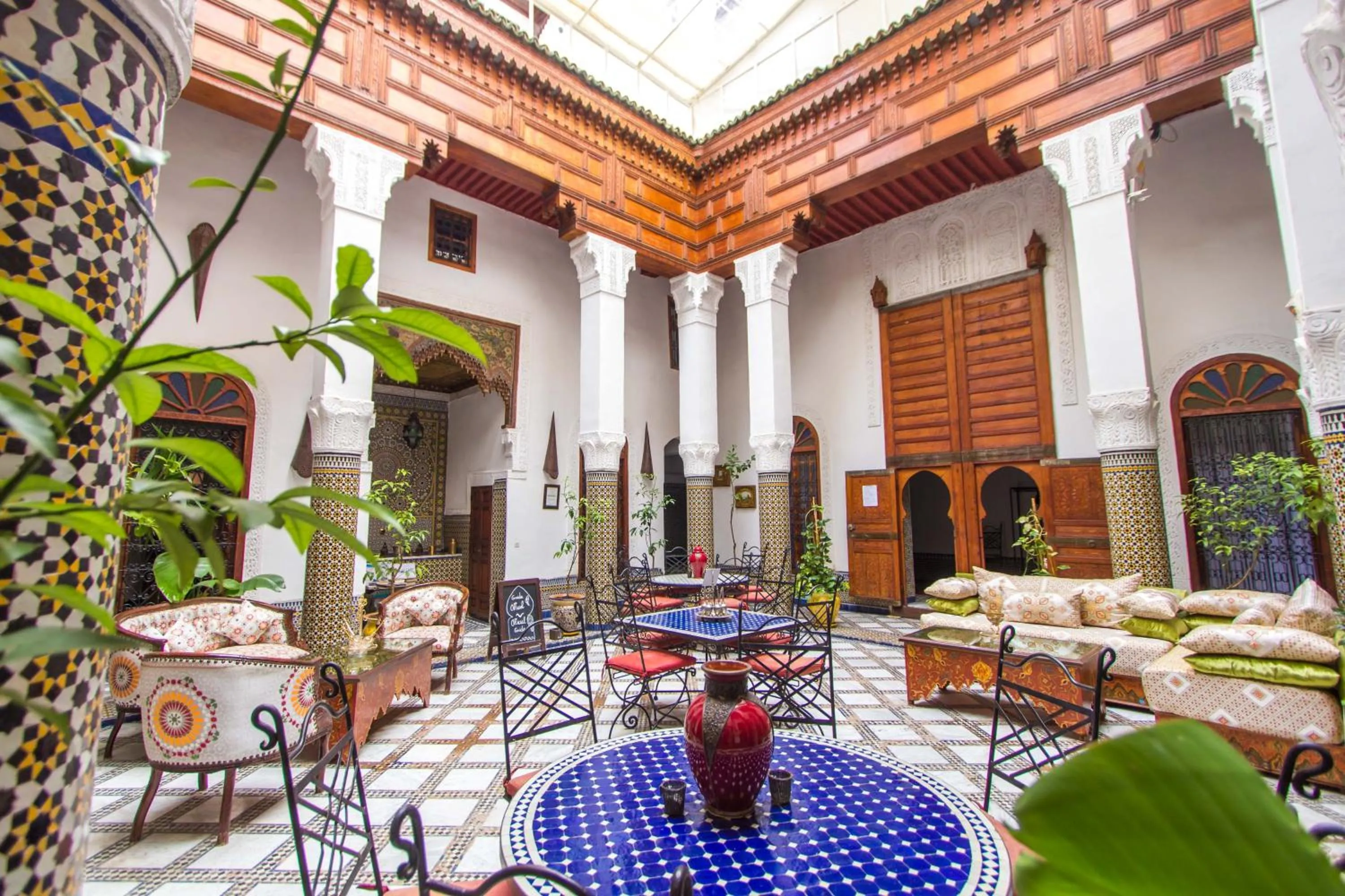 Lobby or reception in Riad Dar Skalli & SPA