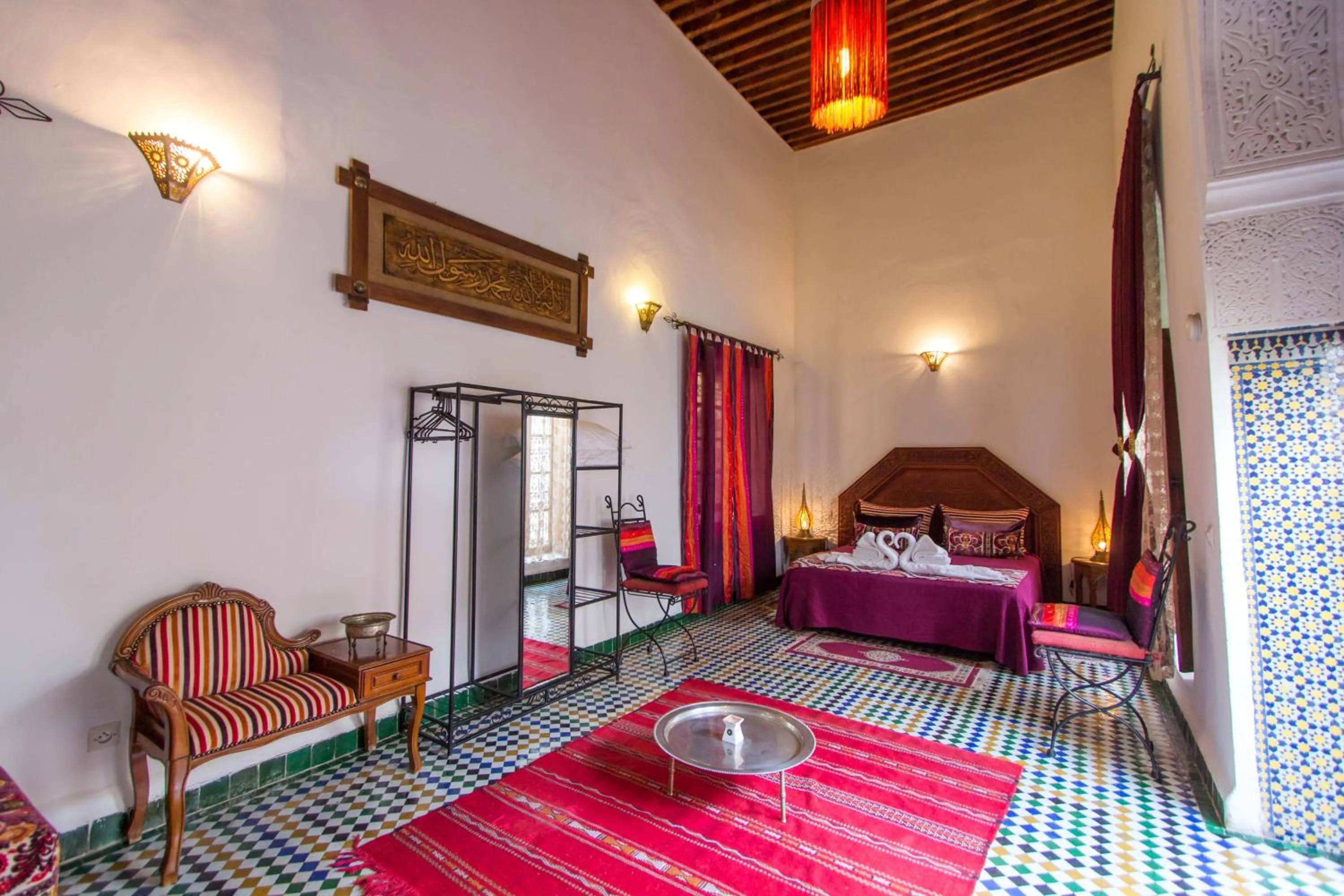 Decorative detail, Bed in Riad Dar Skalli & SPA