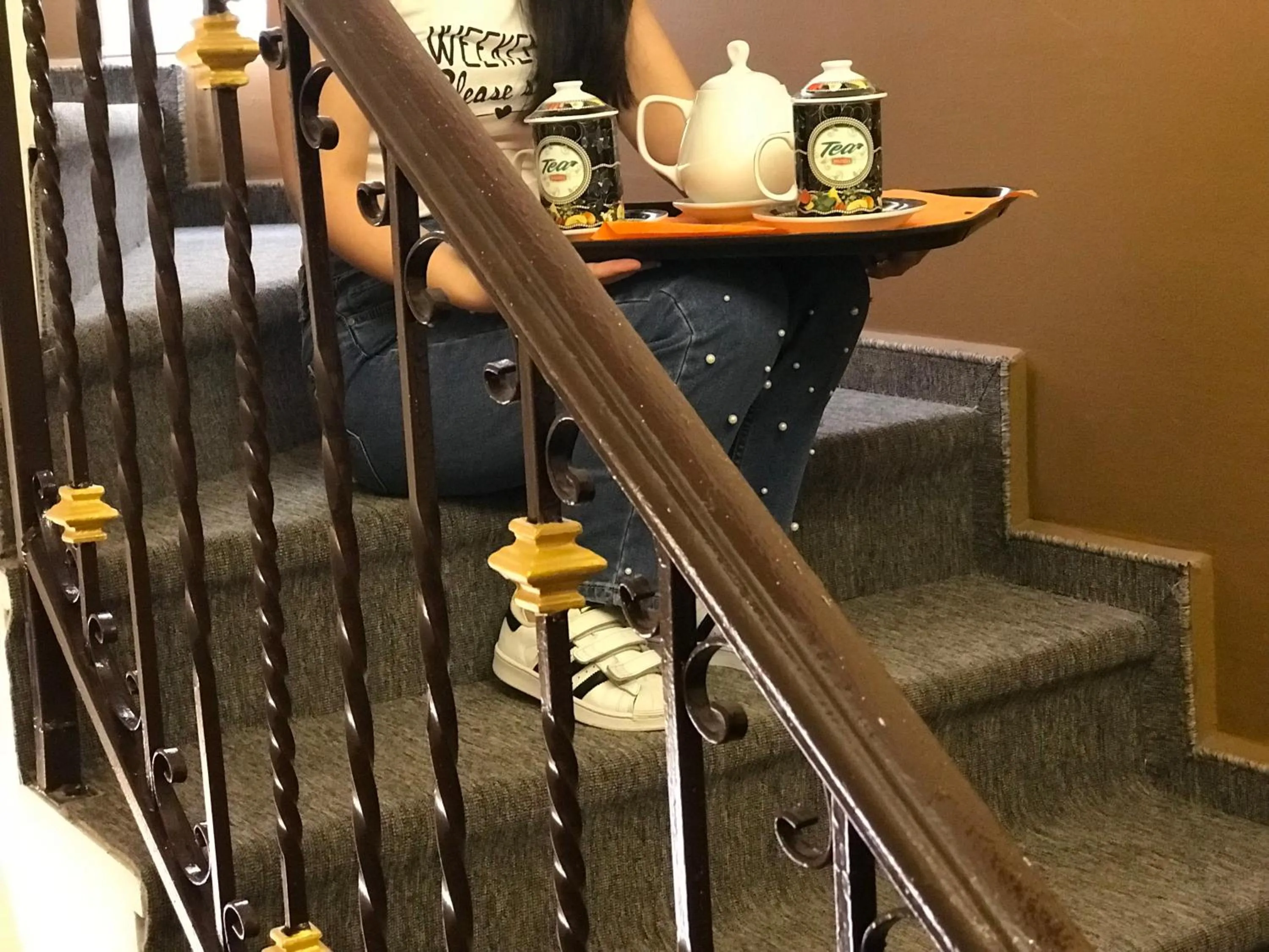 Coffee/tea facilities in Hotel Deluxe