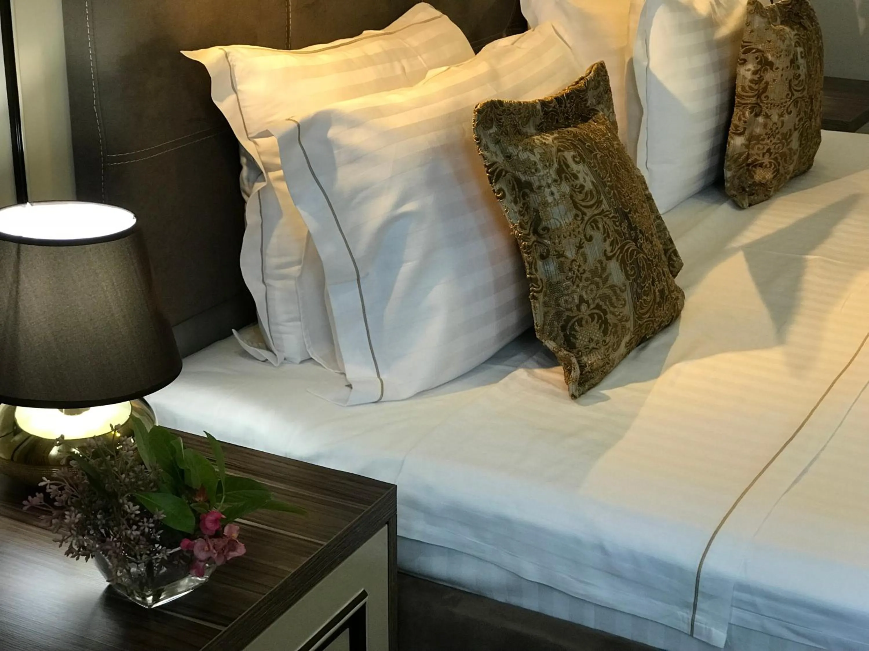 Photo of the whole room, Bed in Hotel Deluxe