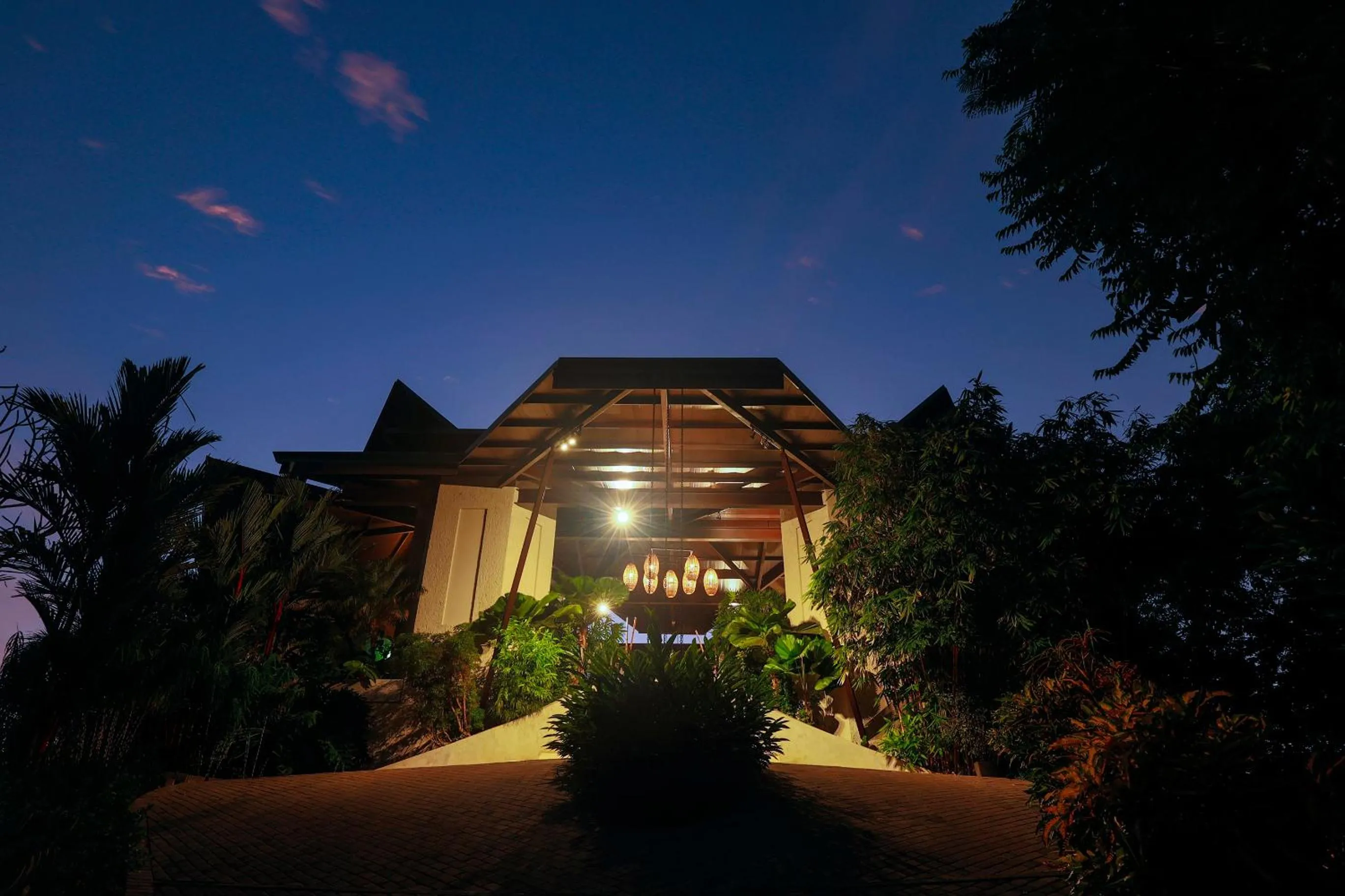 Property building in Hotel Three Sixty - Adults Only