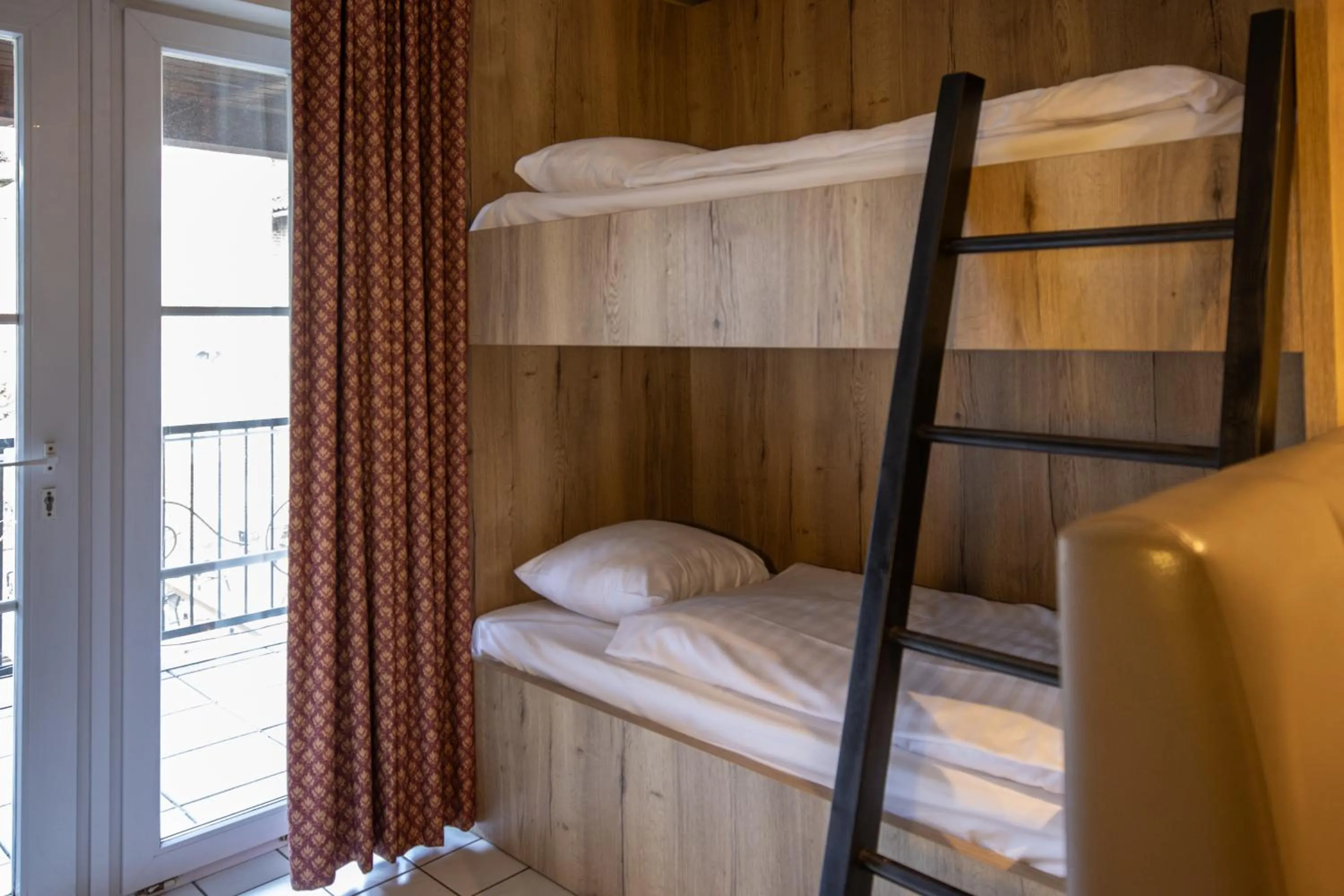 Bedroom, Bed in Blanckthys Hotel Voeren