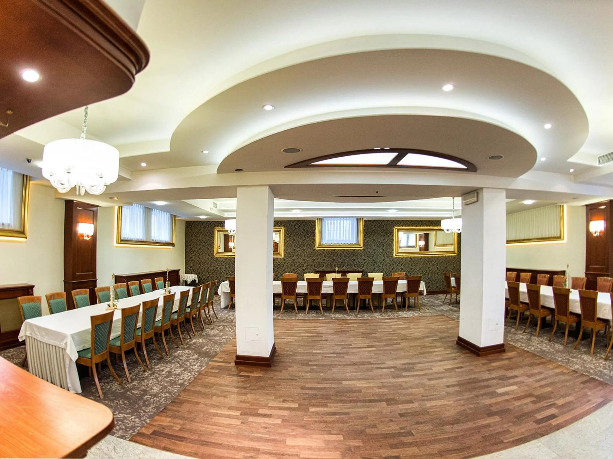 Nightclub / DJ in Hotel Karczówka