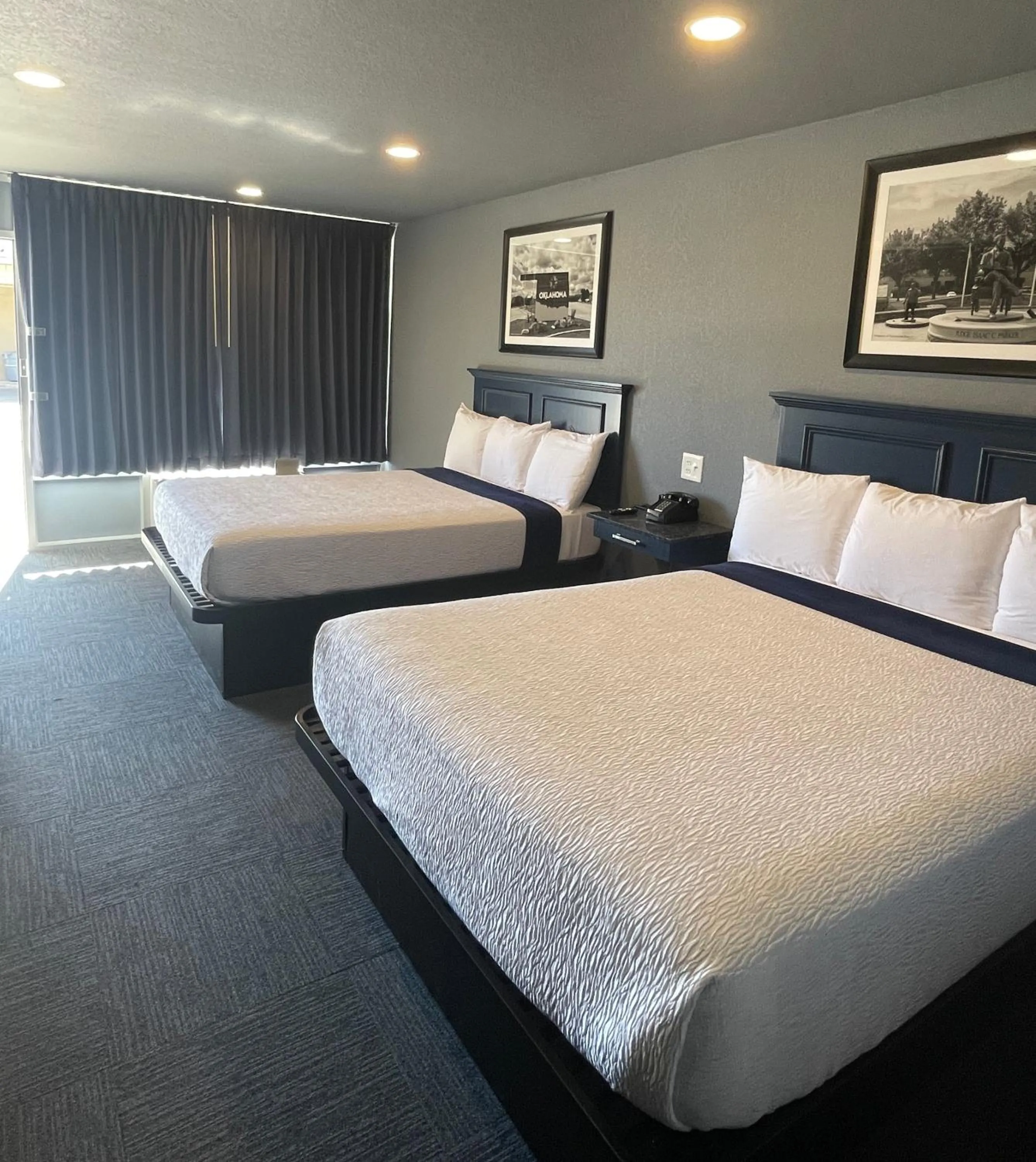 Bed in Interstate Inn