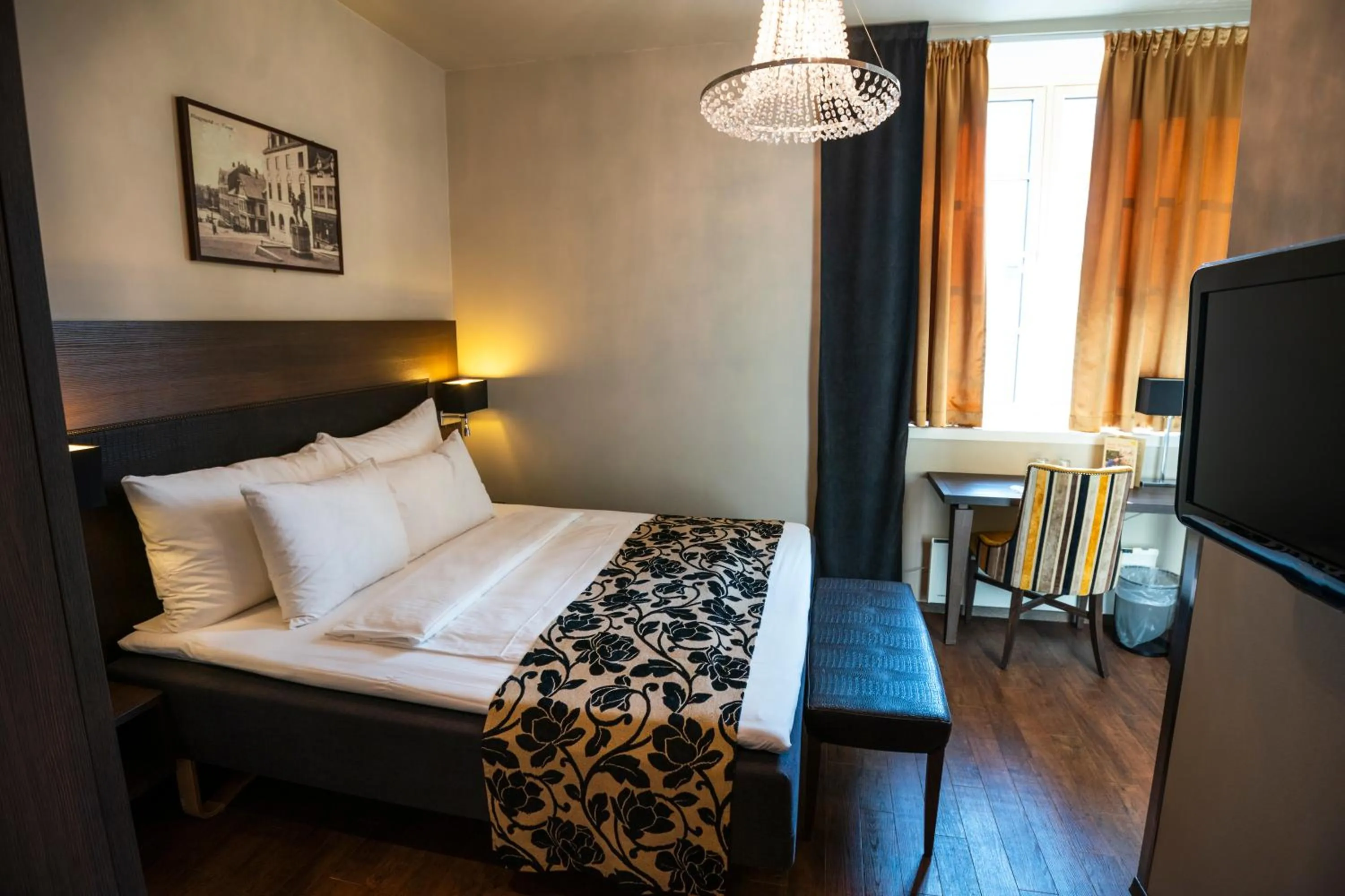 Bedroom, Bed in Banken Hotel