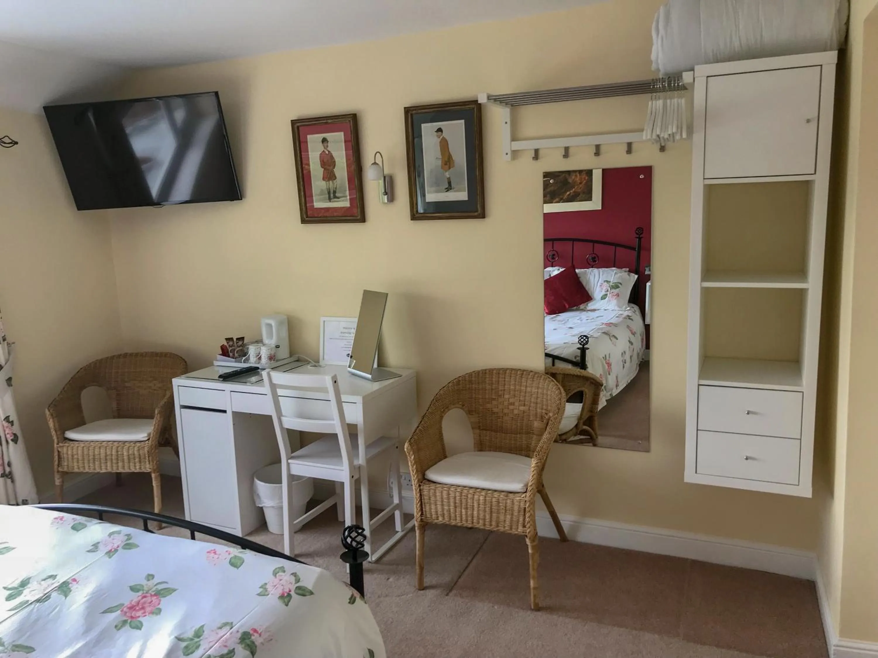 Brambling Fields B&B and Cottages