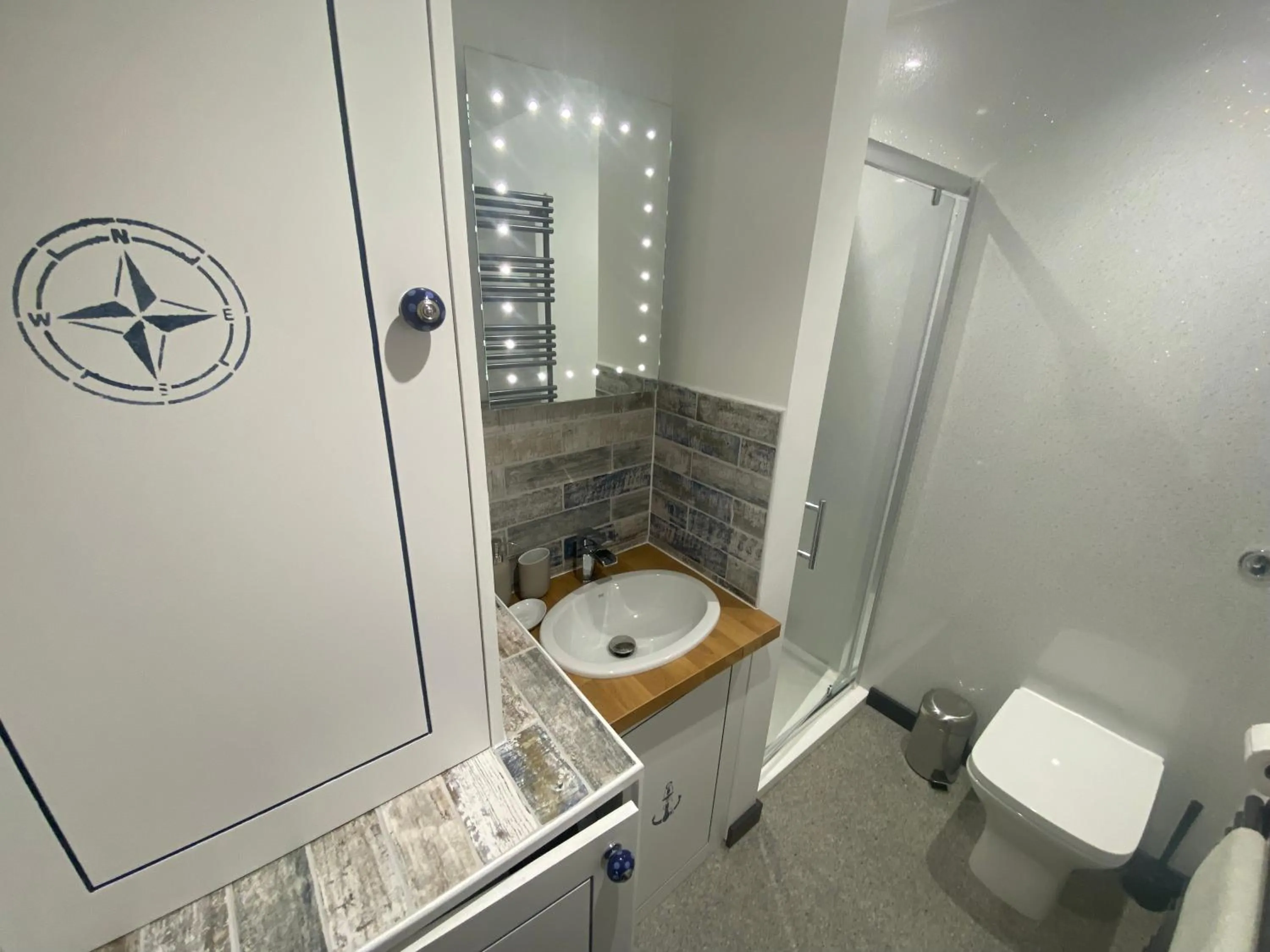 Bathroom in Brambling Fields B&B and Cottages