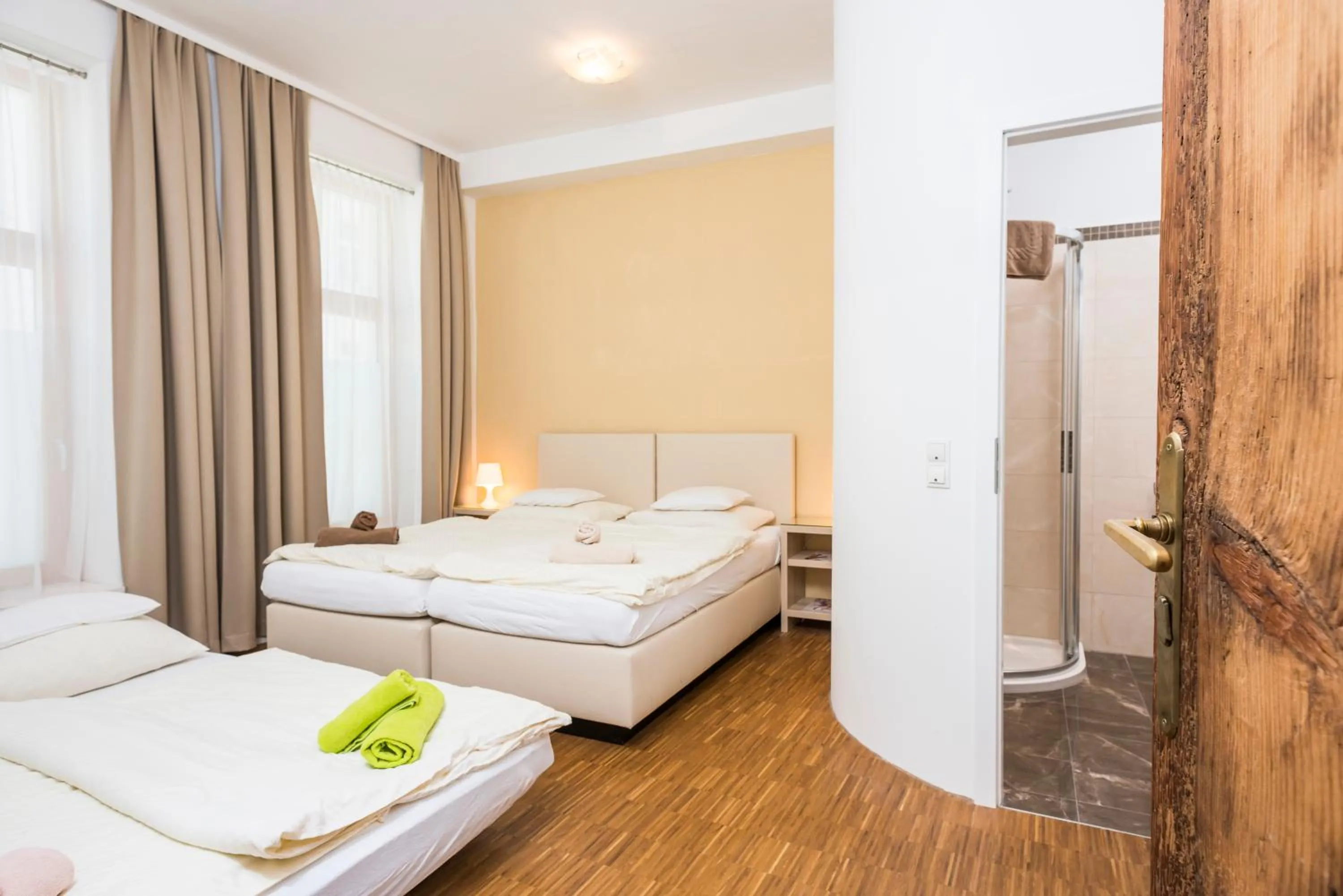 Bedroom, Bed in Appartements Ferchergasse