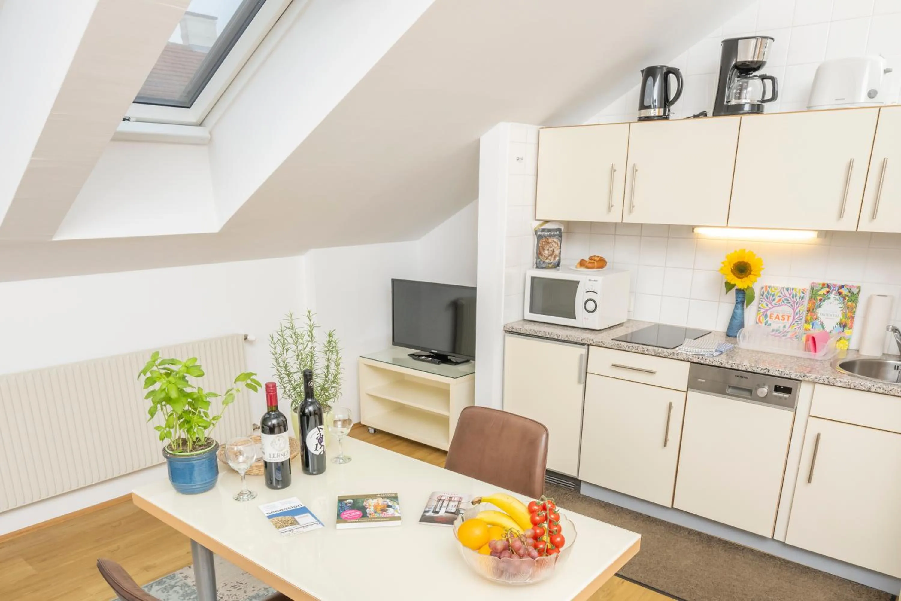 Photo of the whole room in Appartements Ferchergasse