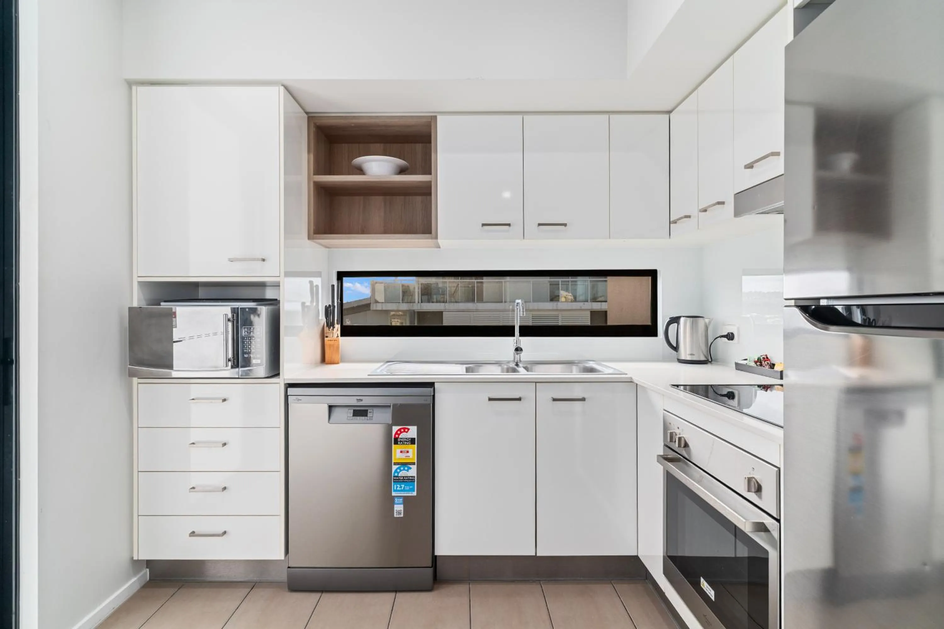 Kitchen or kitchenette in Direct Collective - Sea Breeze Mooloolaba