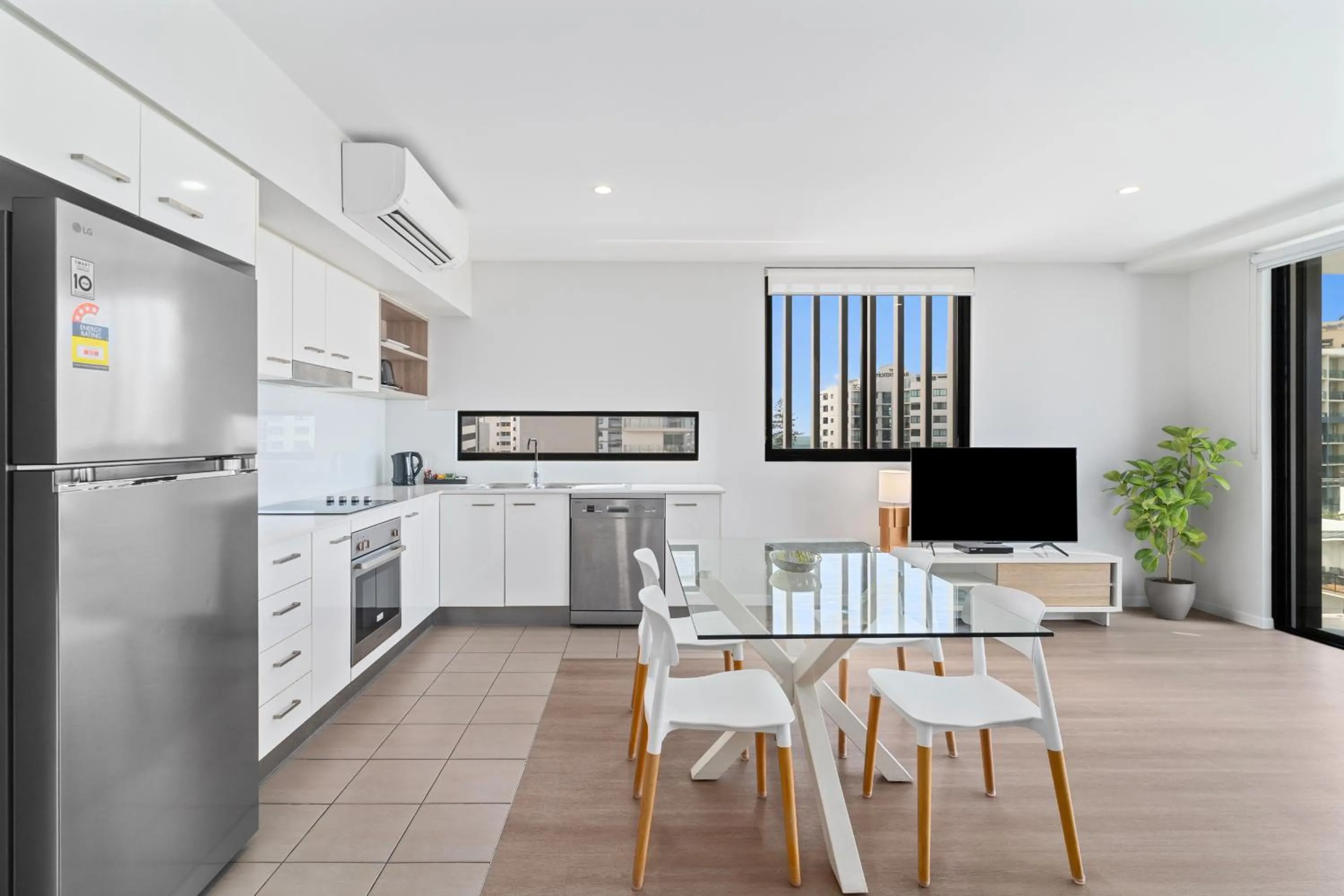 Kitchen or kitchenette in Direct Collective - Sea Breeze Mooloolaba