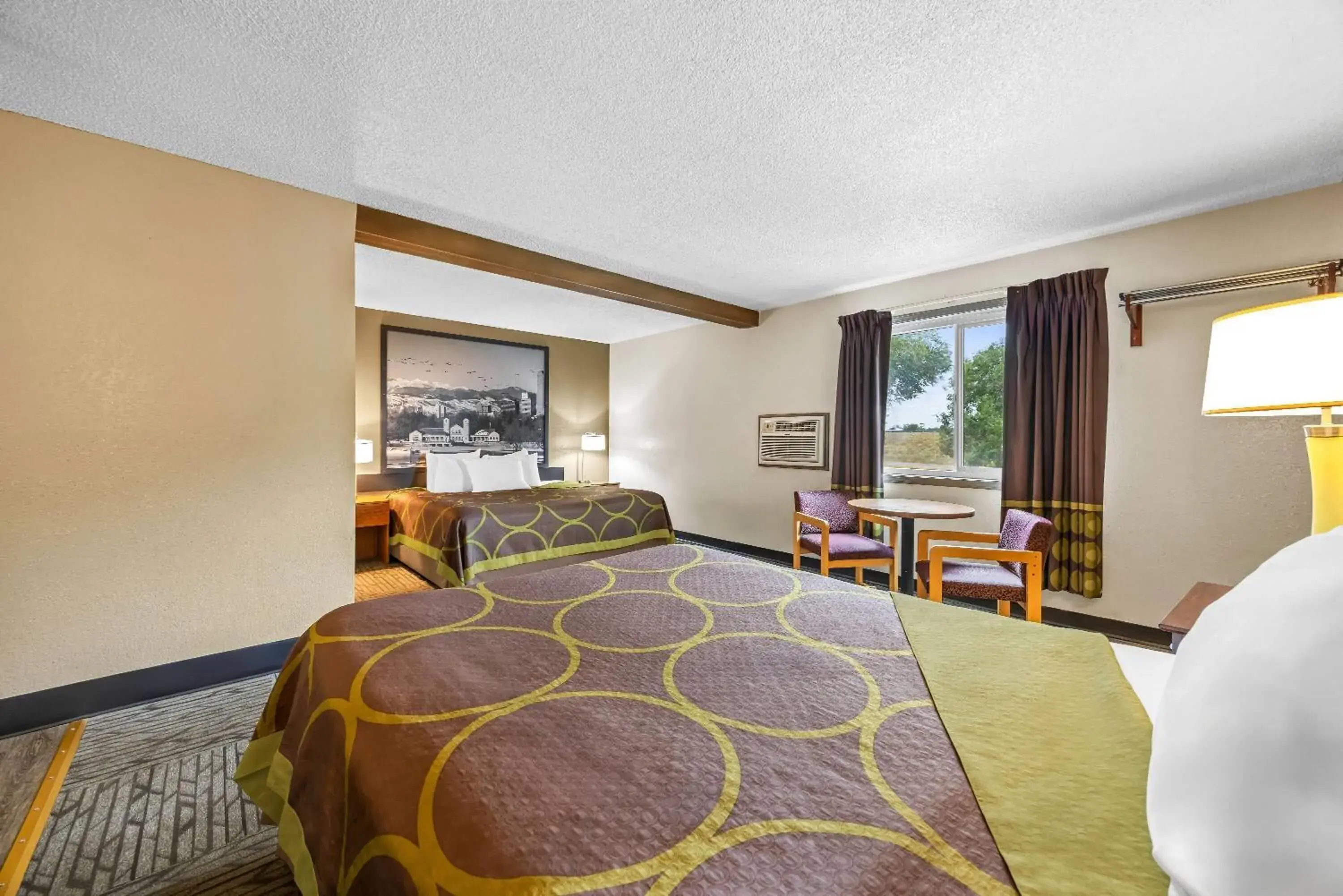 Bed in Super 8 by Wyndham Colorado Springs Peterson Space Force Bed in Super 8 by Wyndham Colorado Springs Peterson Space Force