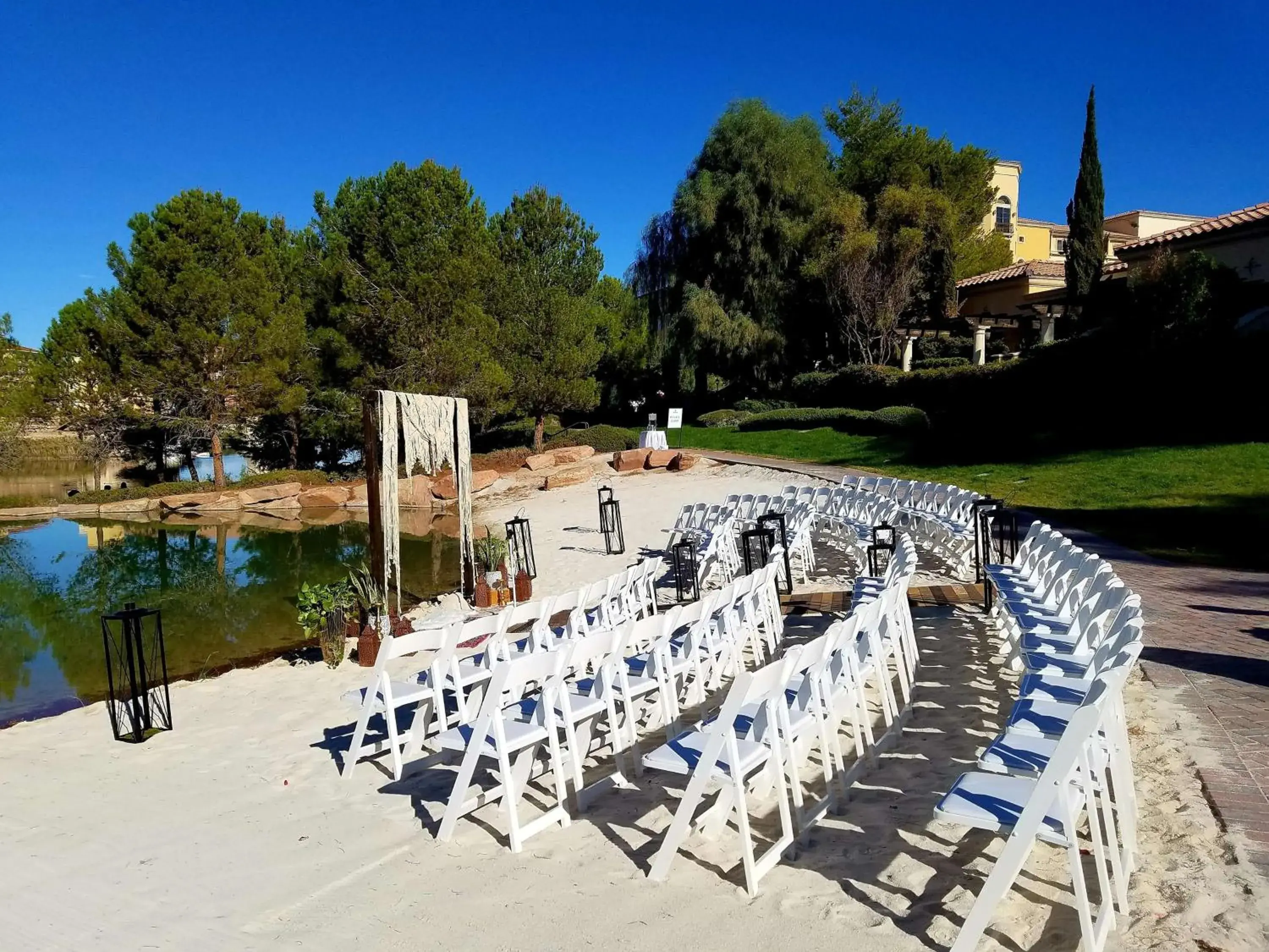 Property building in Hilton Lake Las Vegas Resort & Spa Property building in Hilton Lake Las Vegas Resort & Spa