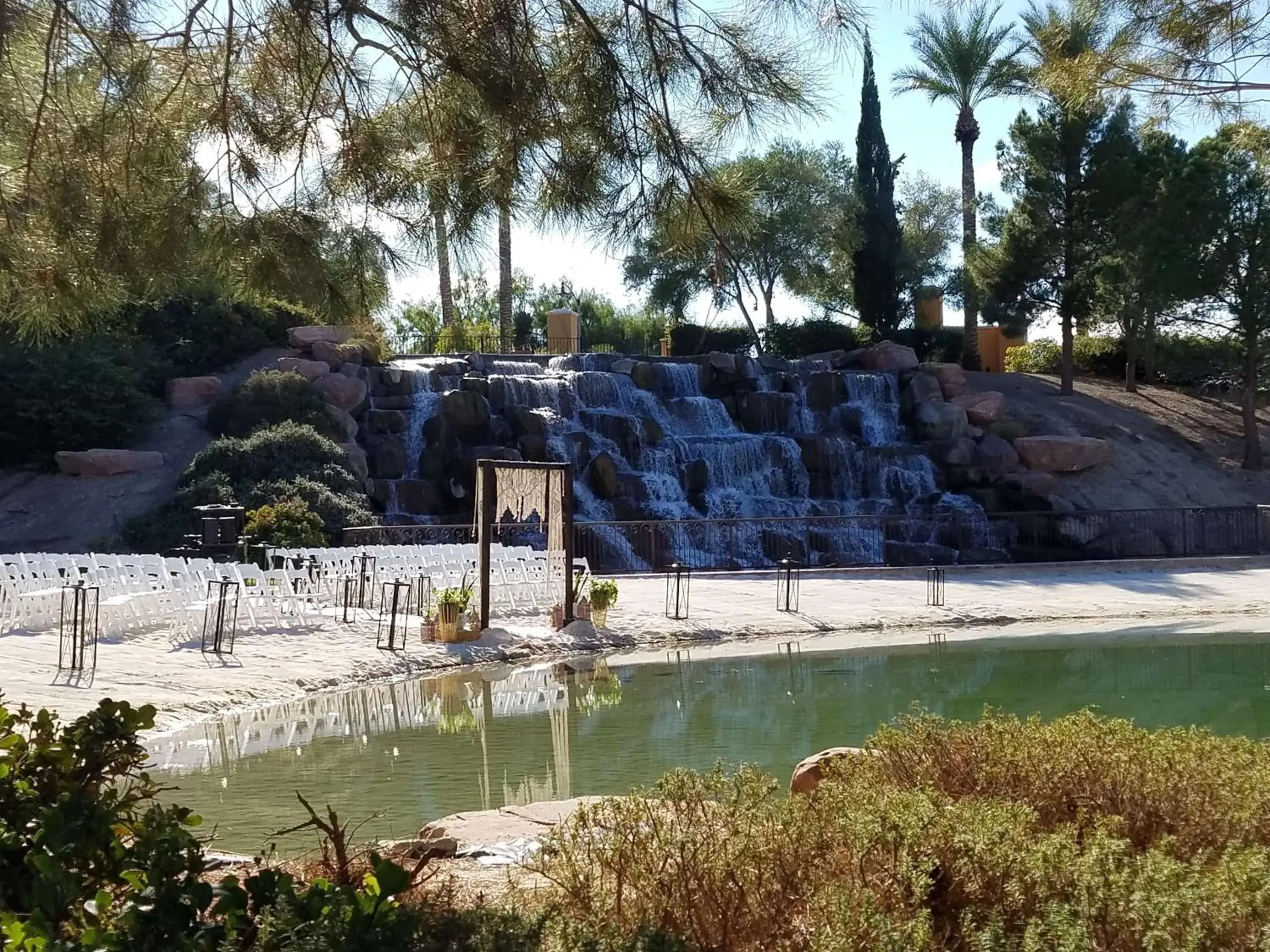 Property building in Hilton Lake Las Vegas Resort & Spa Property building in Hilton Lake Las Vegas Resort & Spa