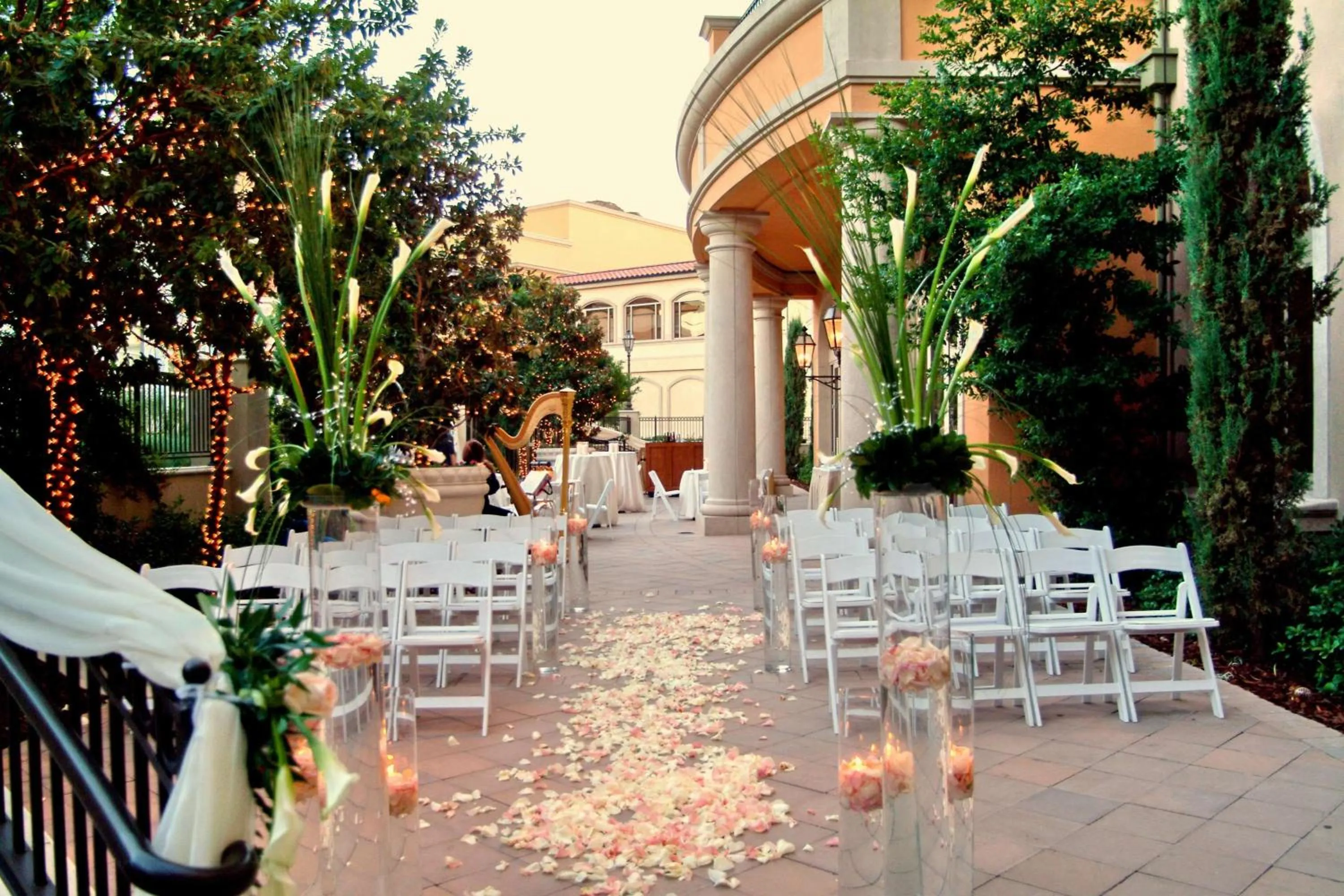 Property building in Hilton Lake Las Vegas Resort & Spa