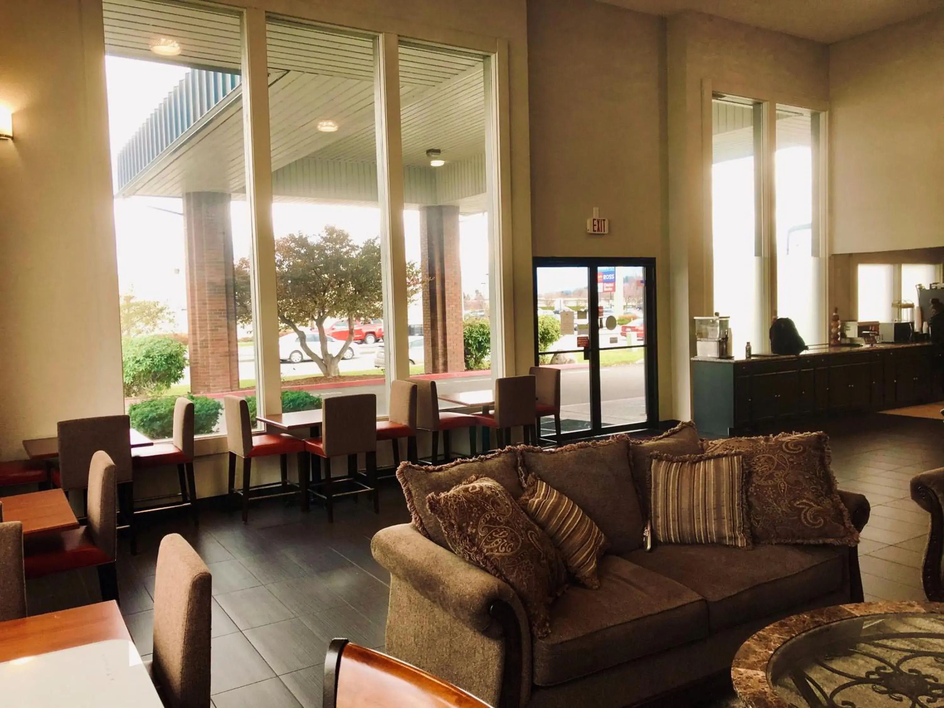 Lobby or reception in Ramada by Wyndham Spokane Valley Lobby or reception in Ramada by Wyndham Spokane Valley