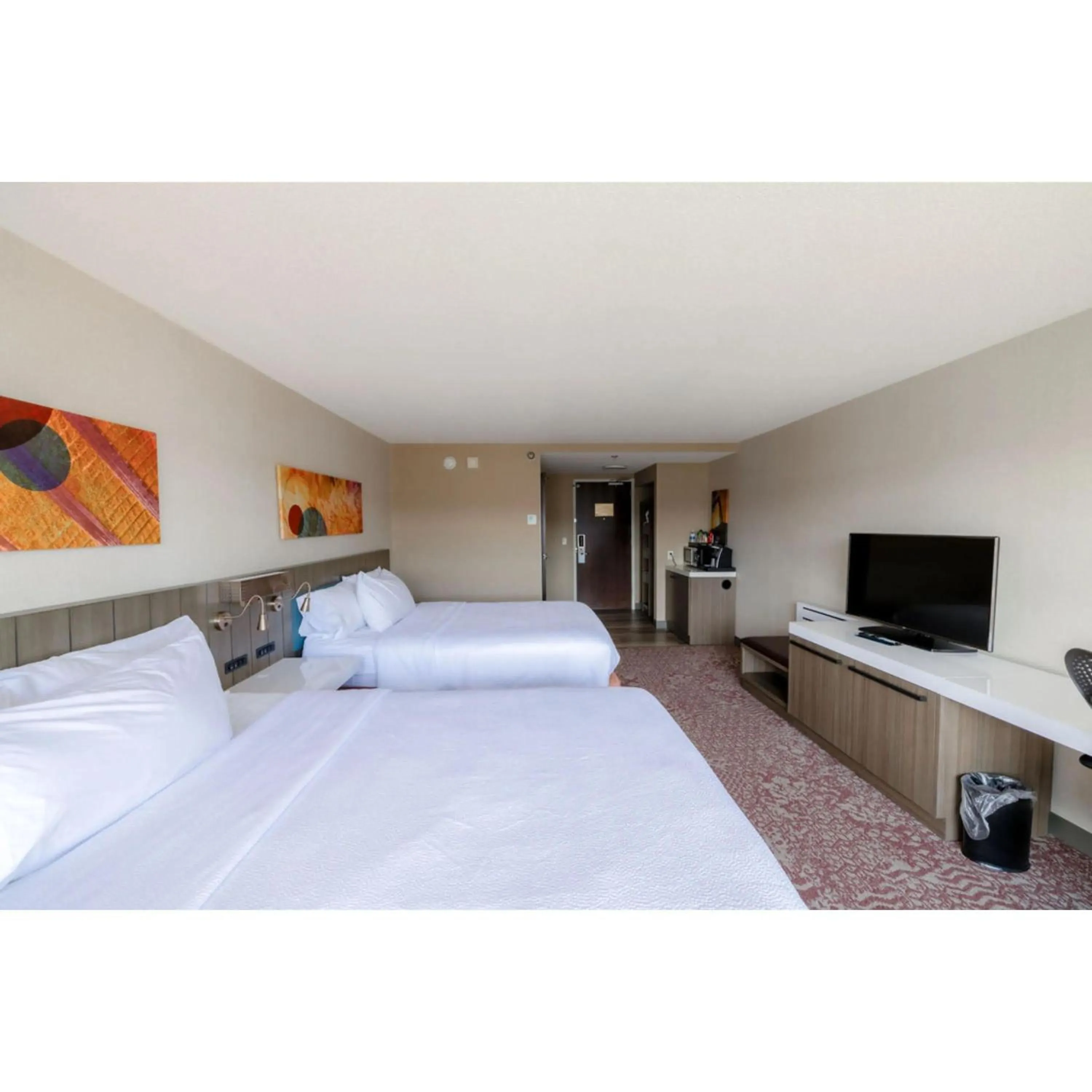 Bed in Hilton Garden Inn Mankato Downtown