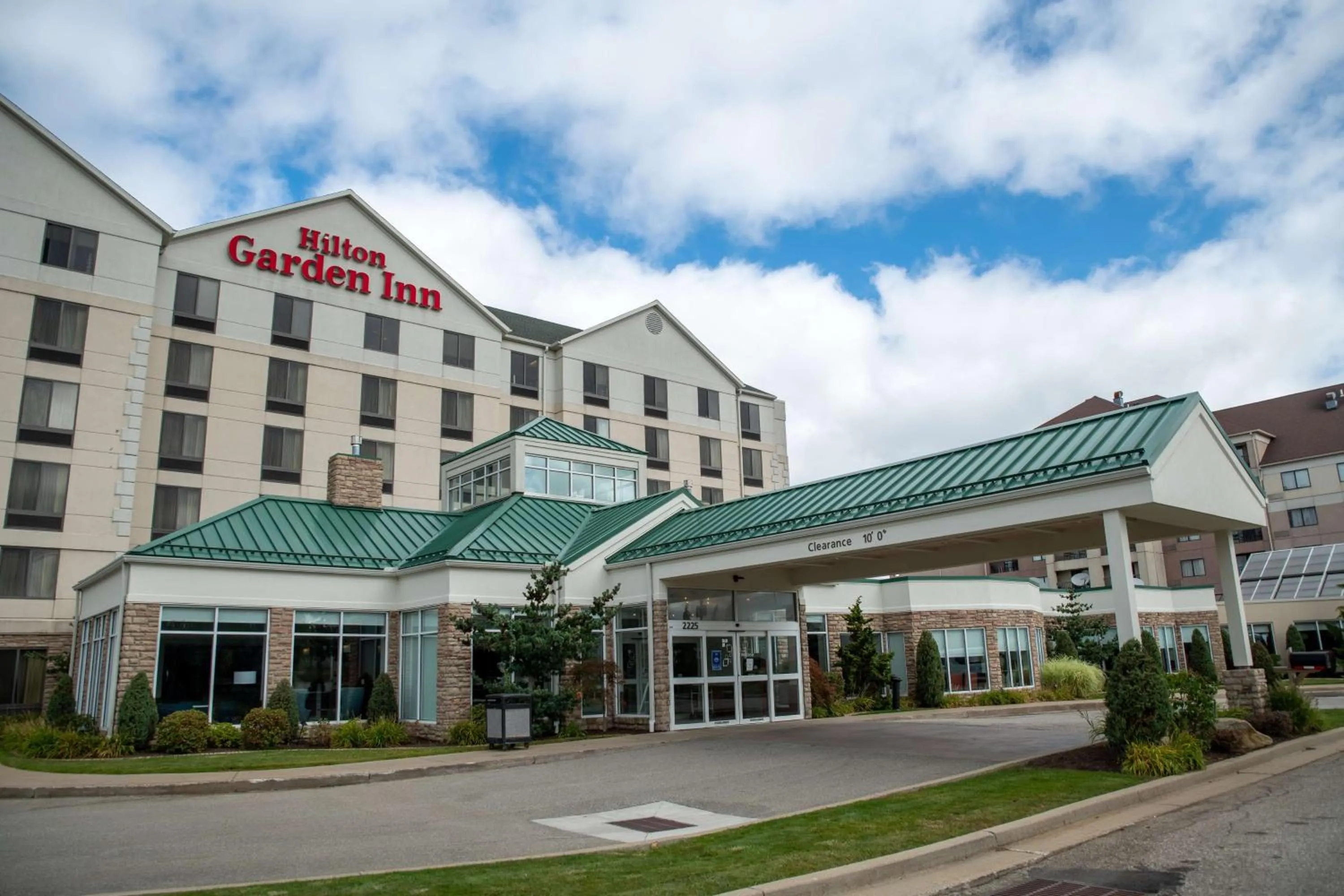 Property building in Hilton Garden Inn Erie