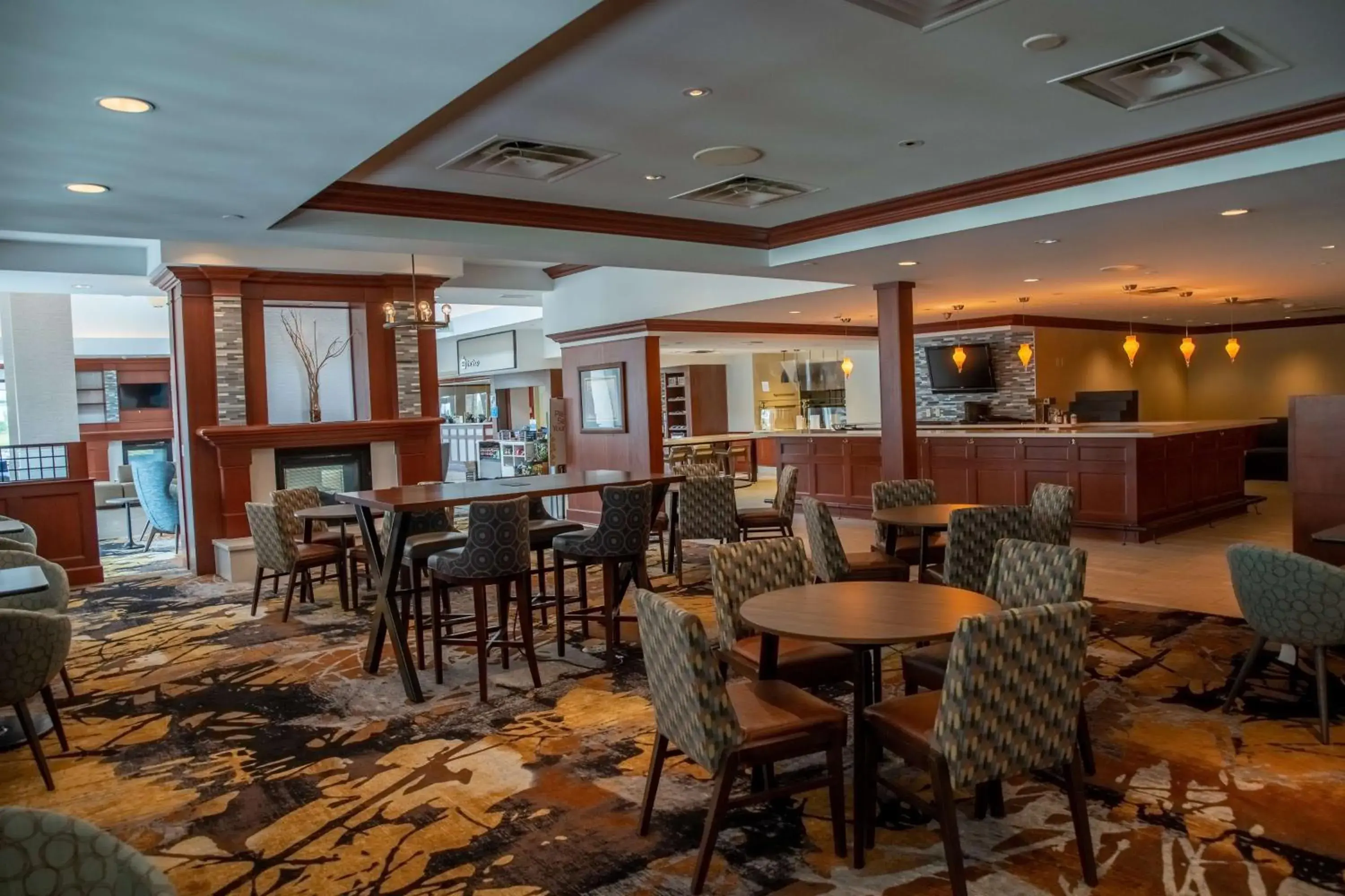 Restaurant/places to eat in Hilton Garden Inn Erie Restaurant/places to eat in Hilton Garden Inn Erie