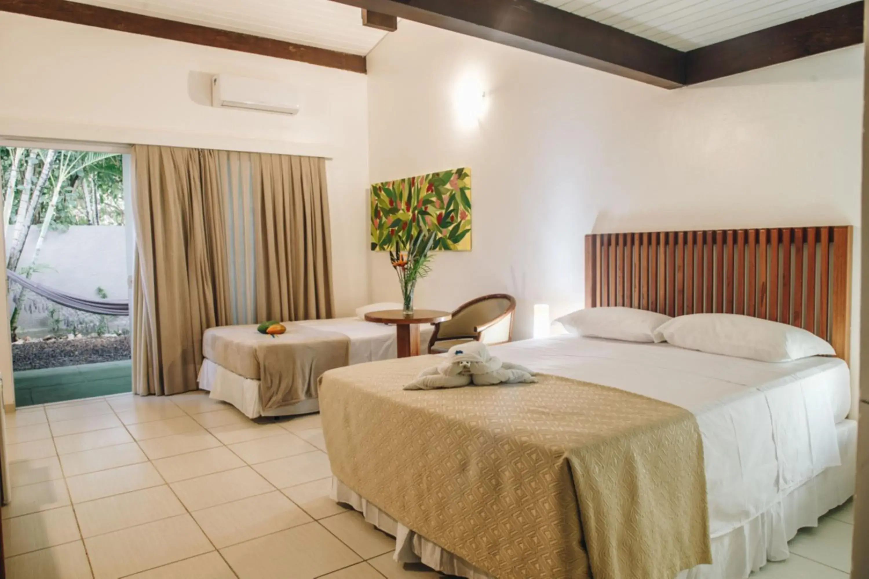 Bedroom, Bed in Jardim Atlântico Beach Resort Bedroom, Bed in Jardim Atlântico Beach Resort