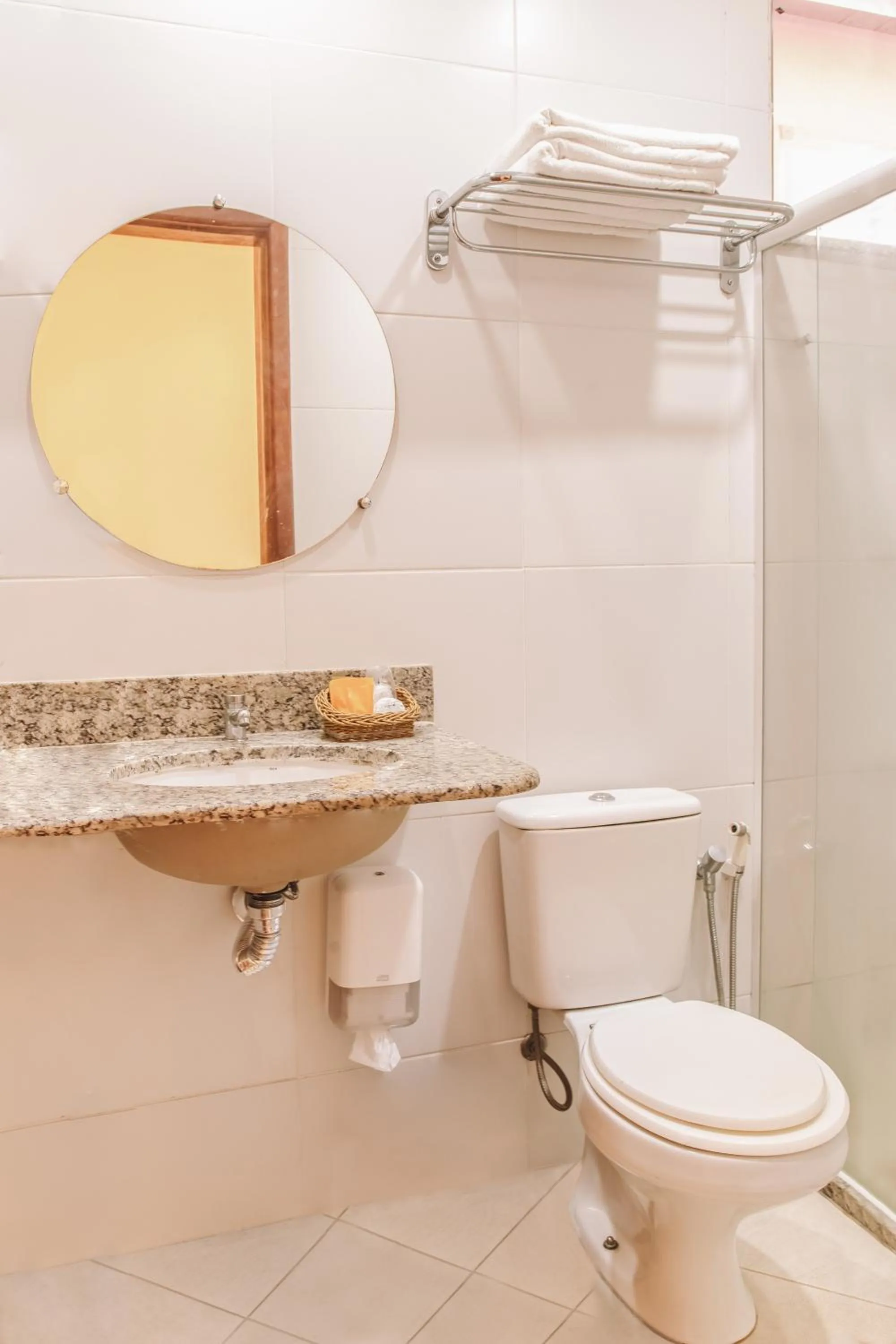 Bathroom in Jardim Atlântico Beach Resort
