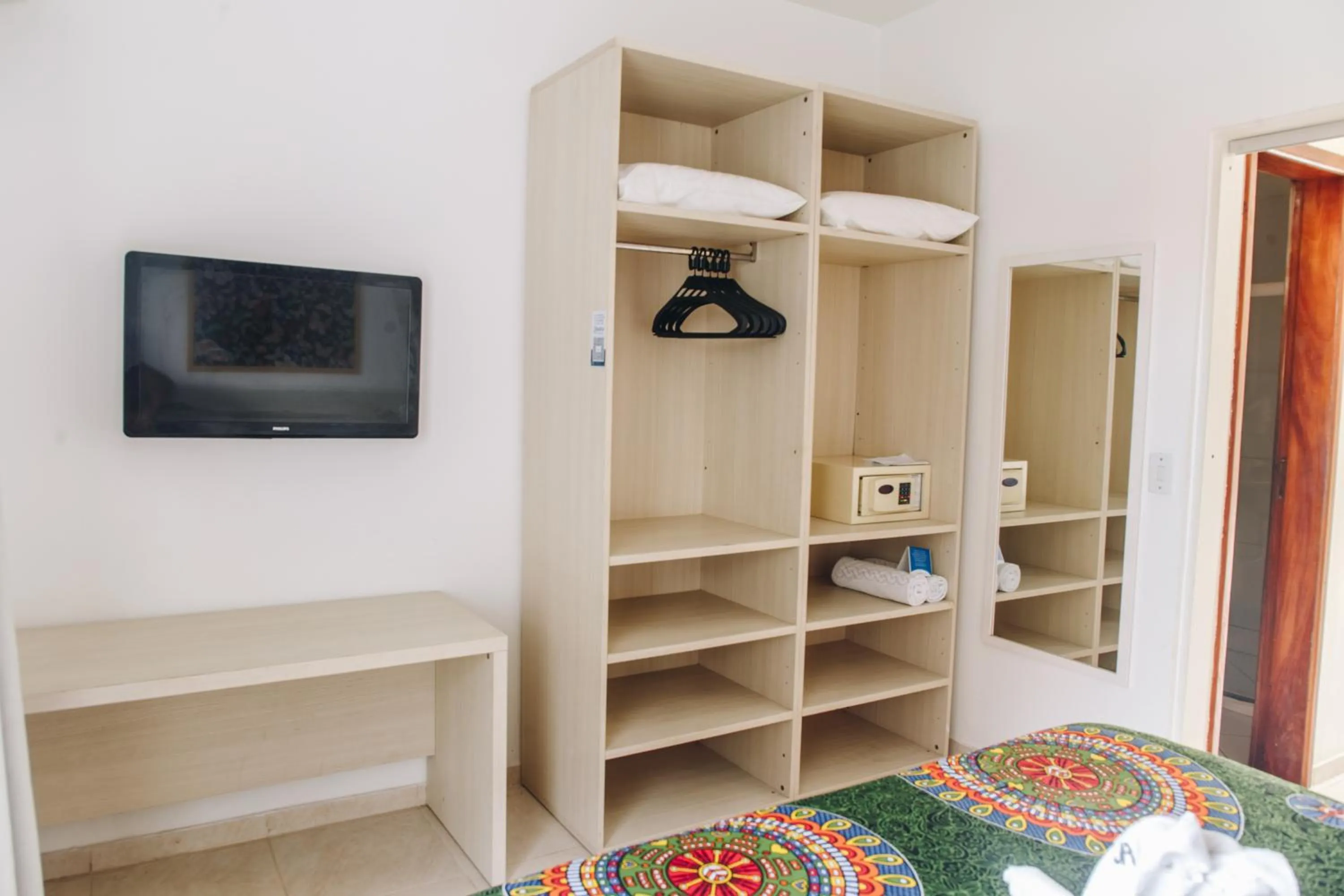 Bedroom, Bed in Jardim Atlântico Beach Resort