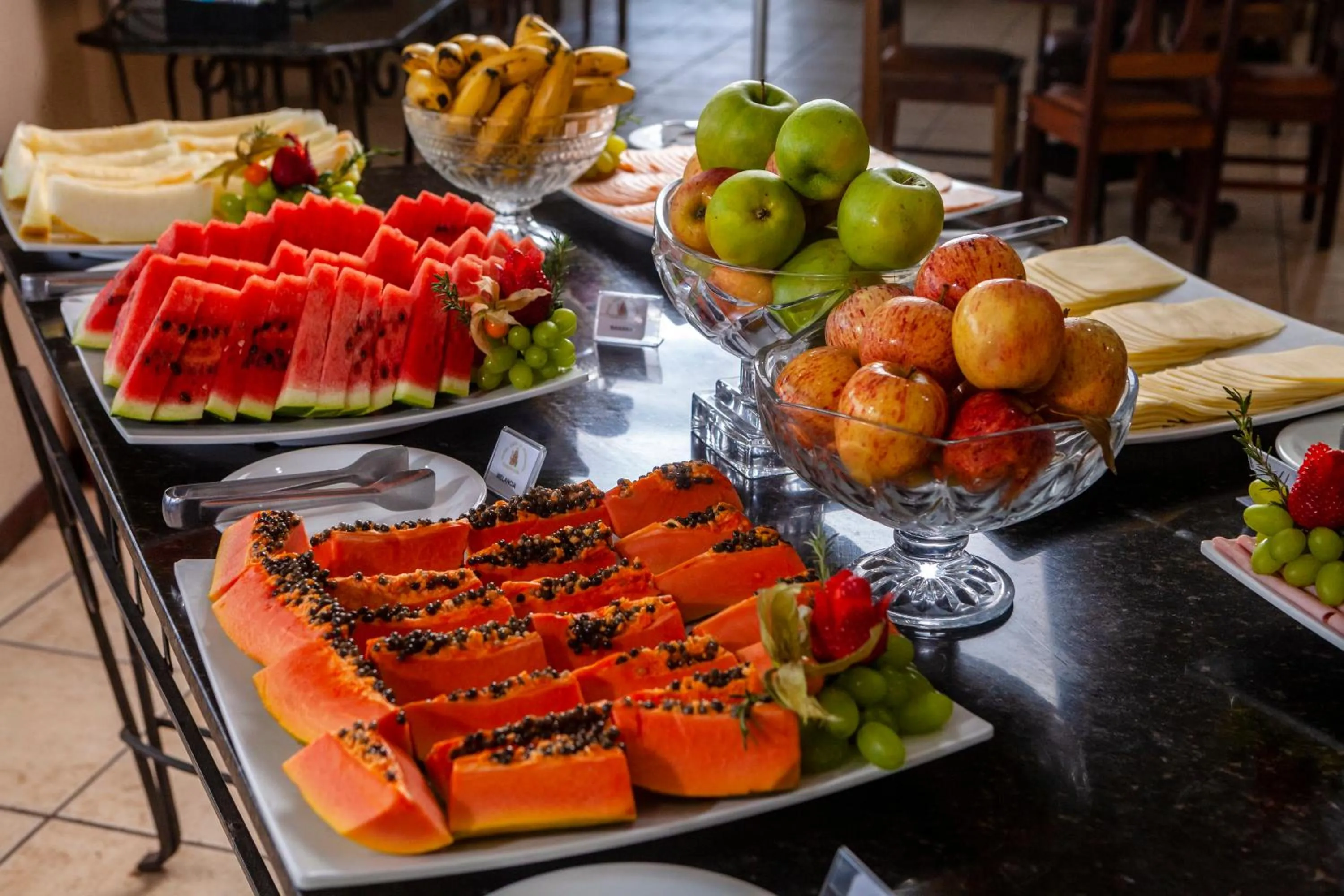 Buffet breakfast in Hotel Leão da Montanha