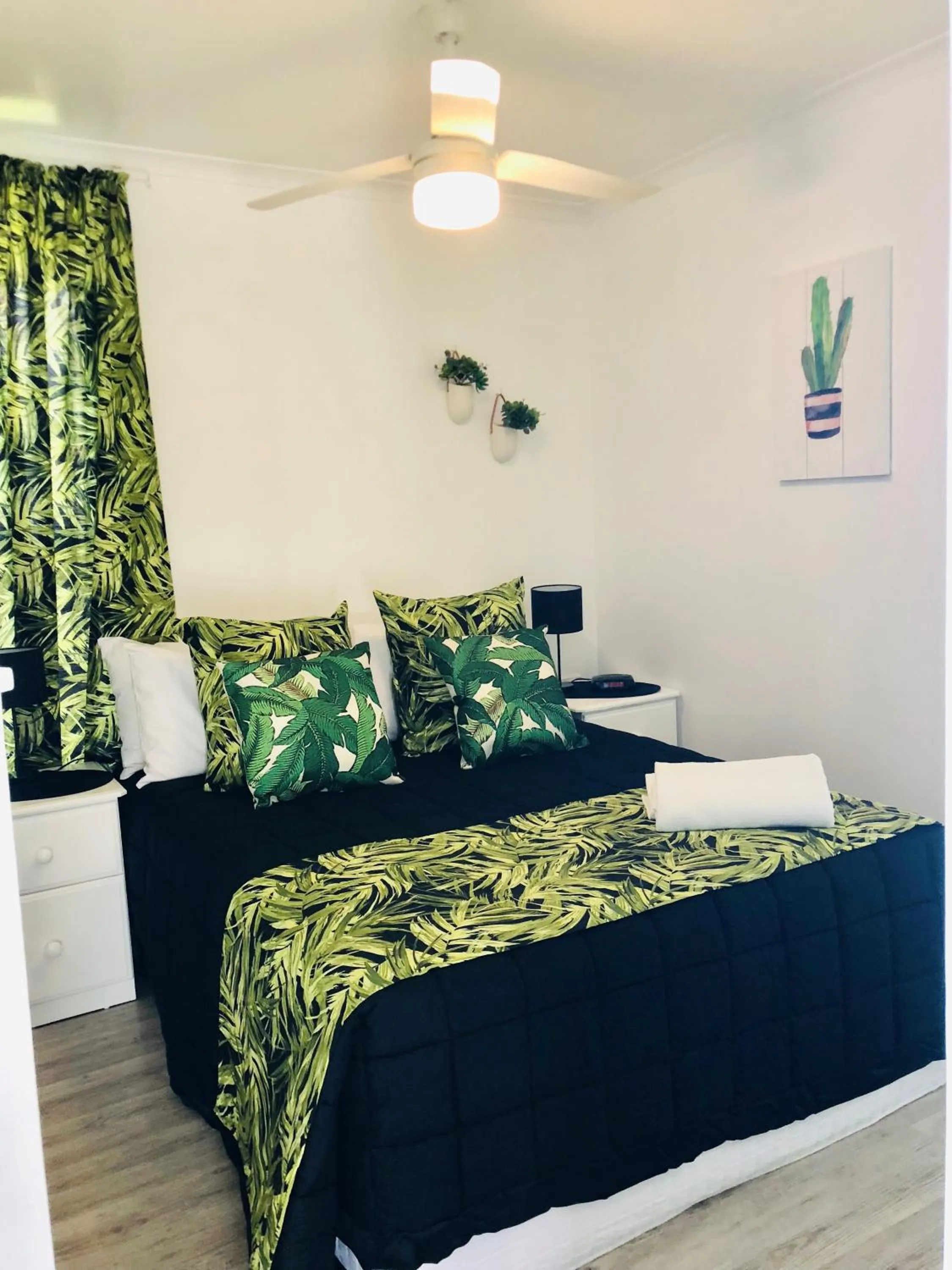 Bed in Maroochy River Bungalows