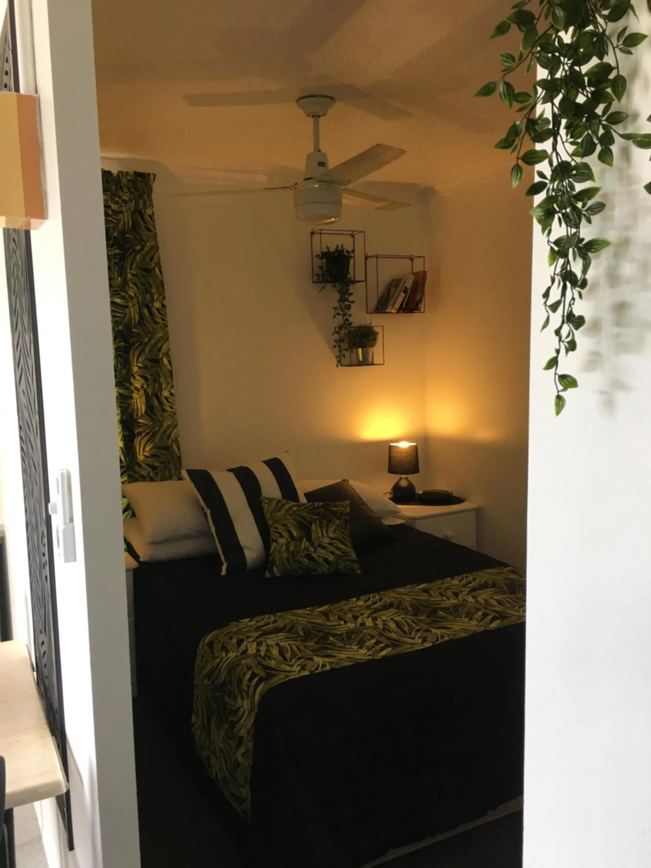 Bed in Maroochy River Bungalows