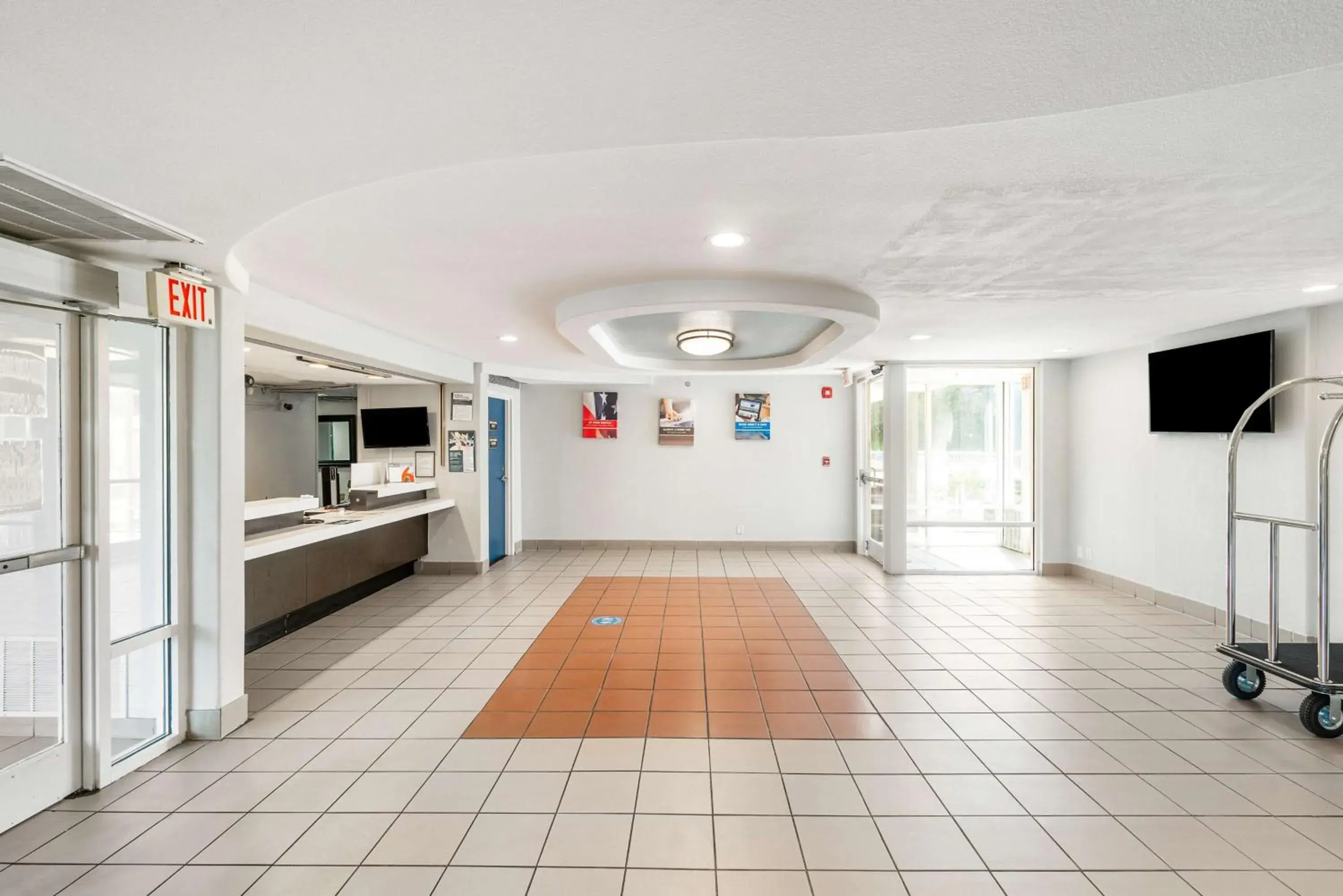 Lobby or reception in Motel 6 - Augusta, GA Lobby or reception in Motel 6 - Augusta, GA