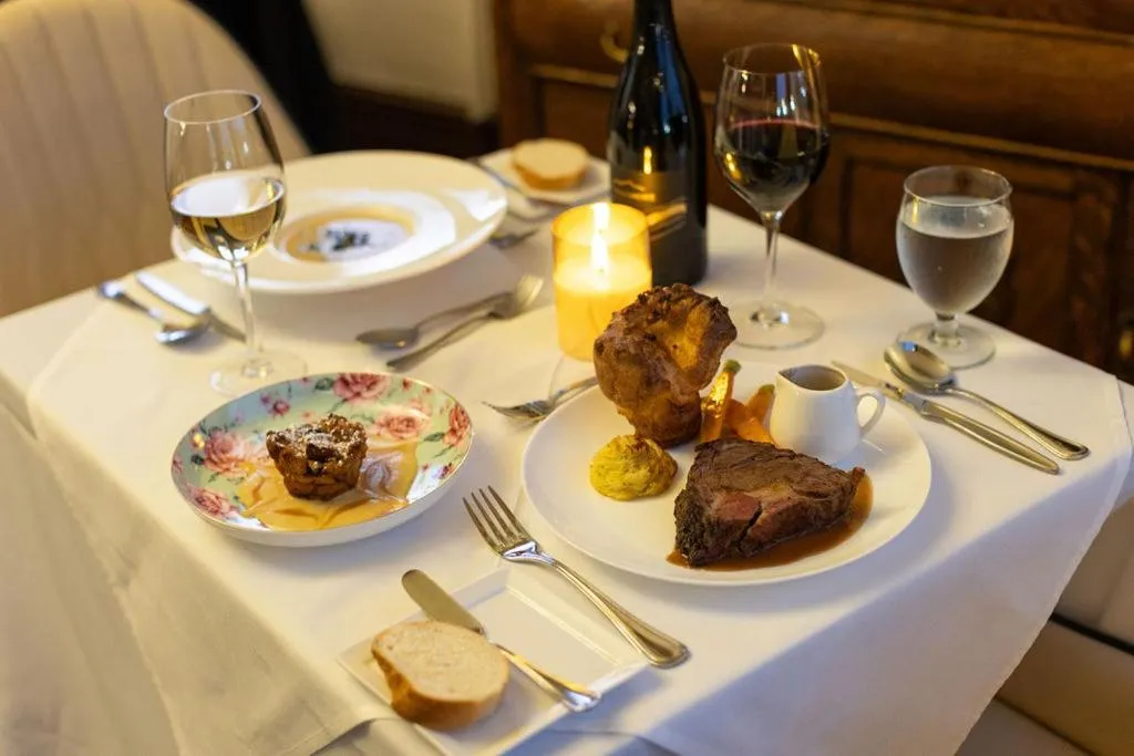 Pendray Inn and Tea House