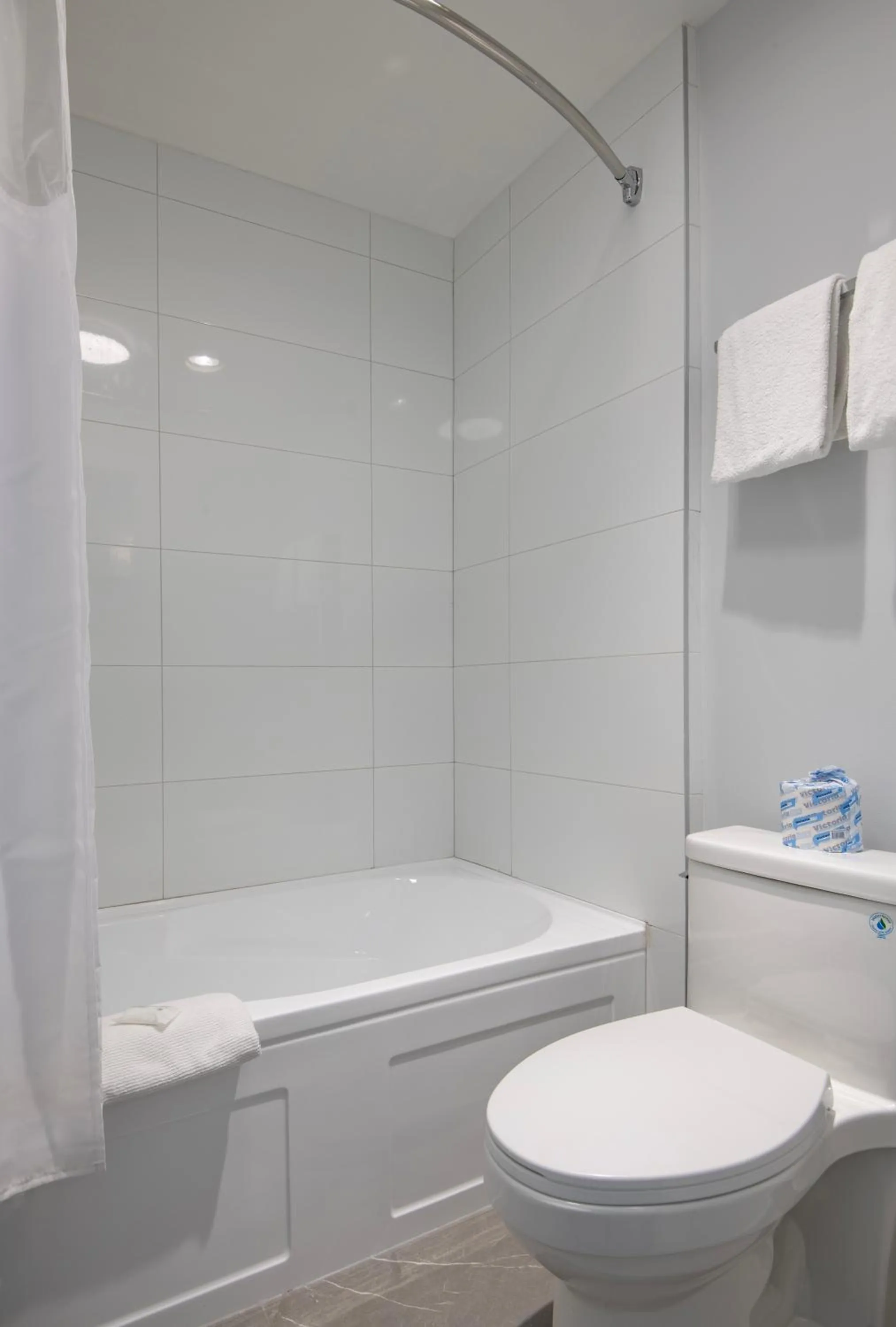 Shower in Riverland Inn & Suites