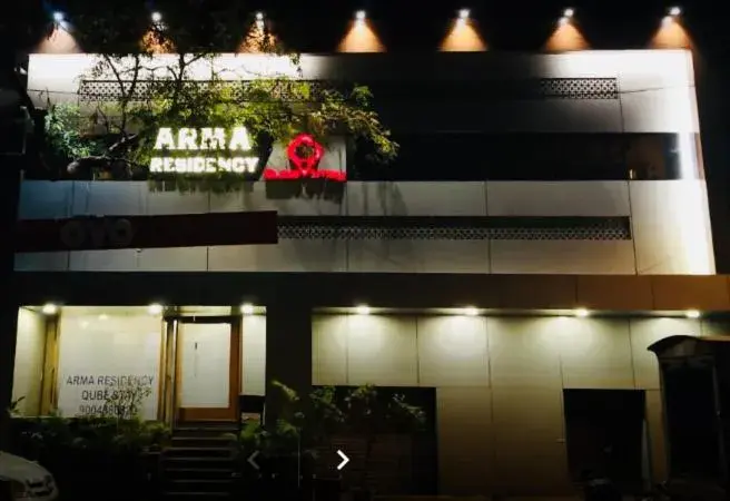 Facade/entrance in Hotel Arma Residency Facade/entrance in Hotel Arma Residency