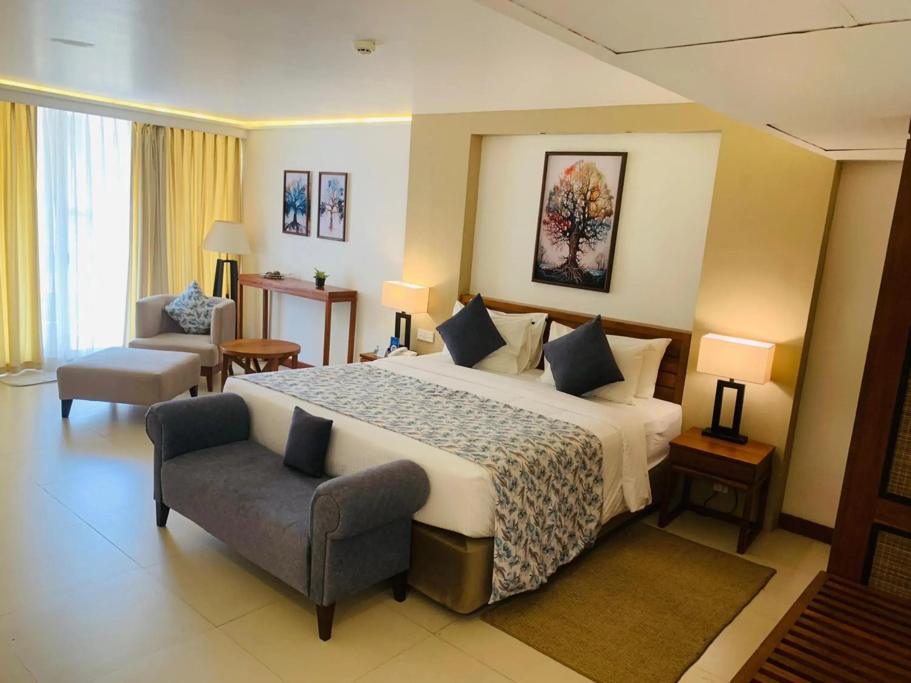 Bedroom, Bed in Pegasus Reef - A Beach Resort in Colombo Bedroom, Bed in Pegasus Reef - A Beach Resort in Colombo