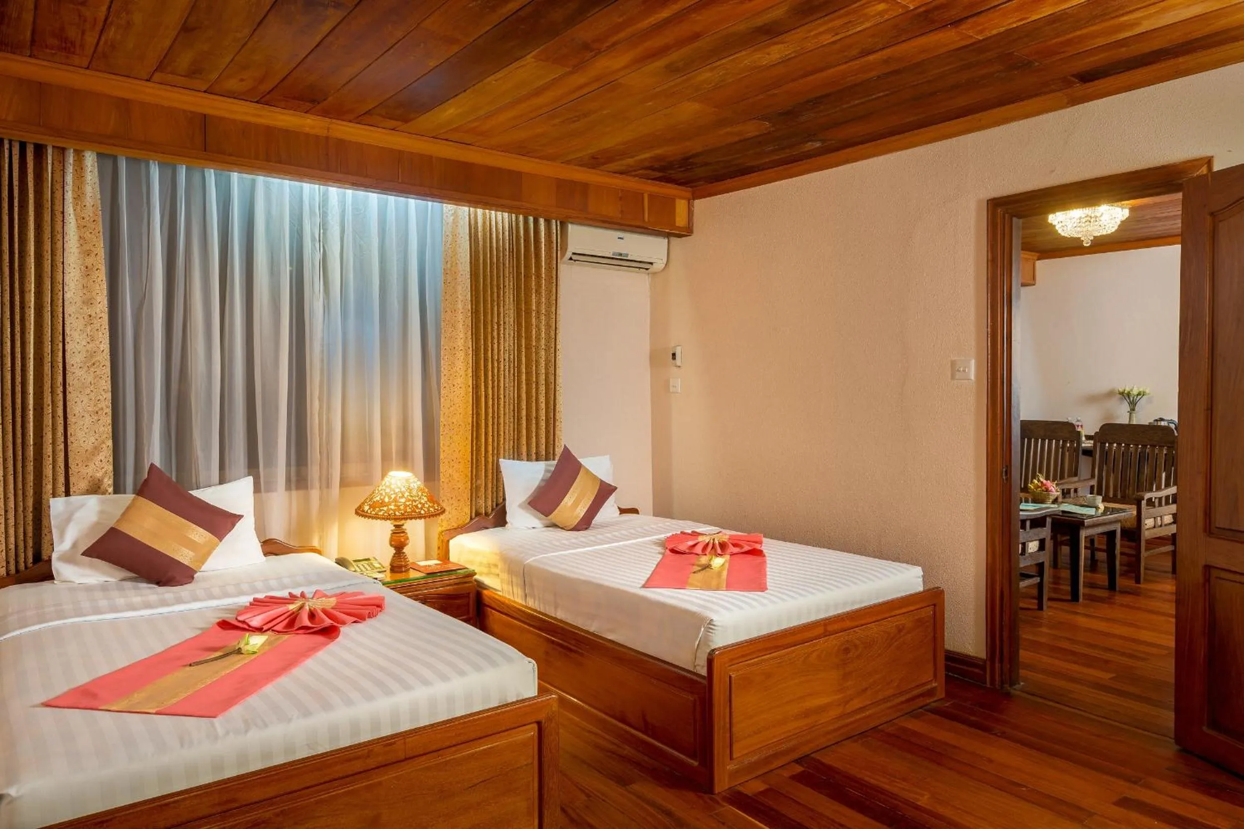 Bed in Ta Prohm Hotel & Spa