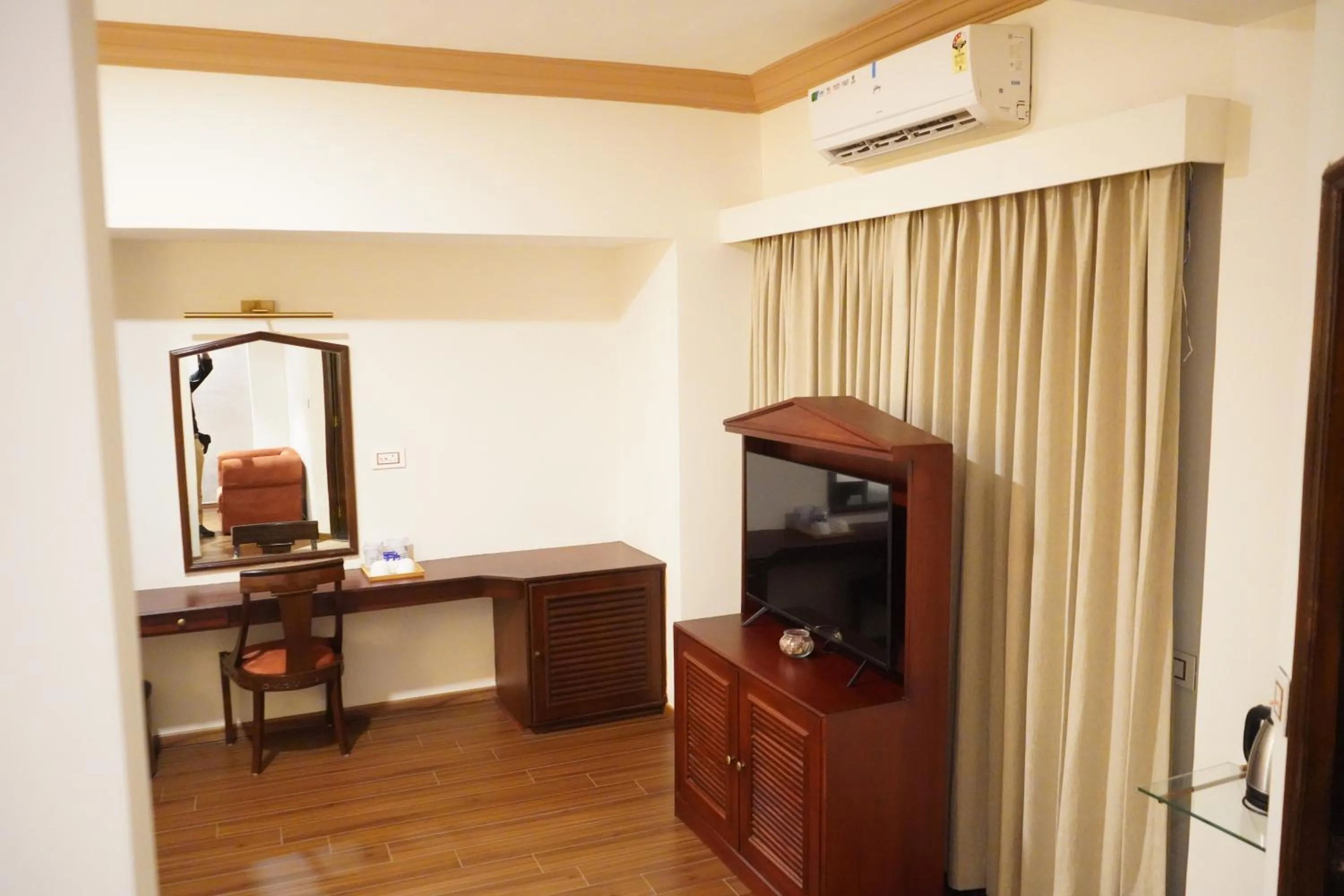 Nalapad's Hotel Bangalore International