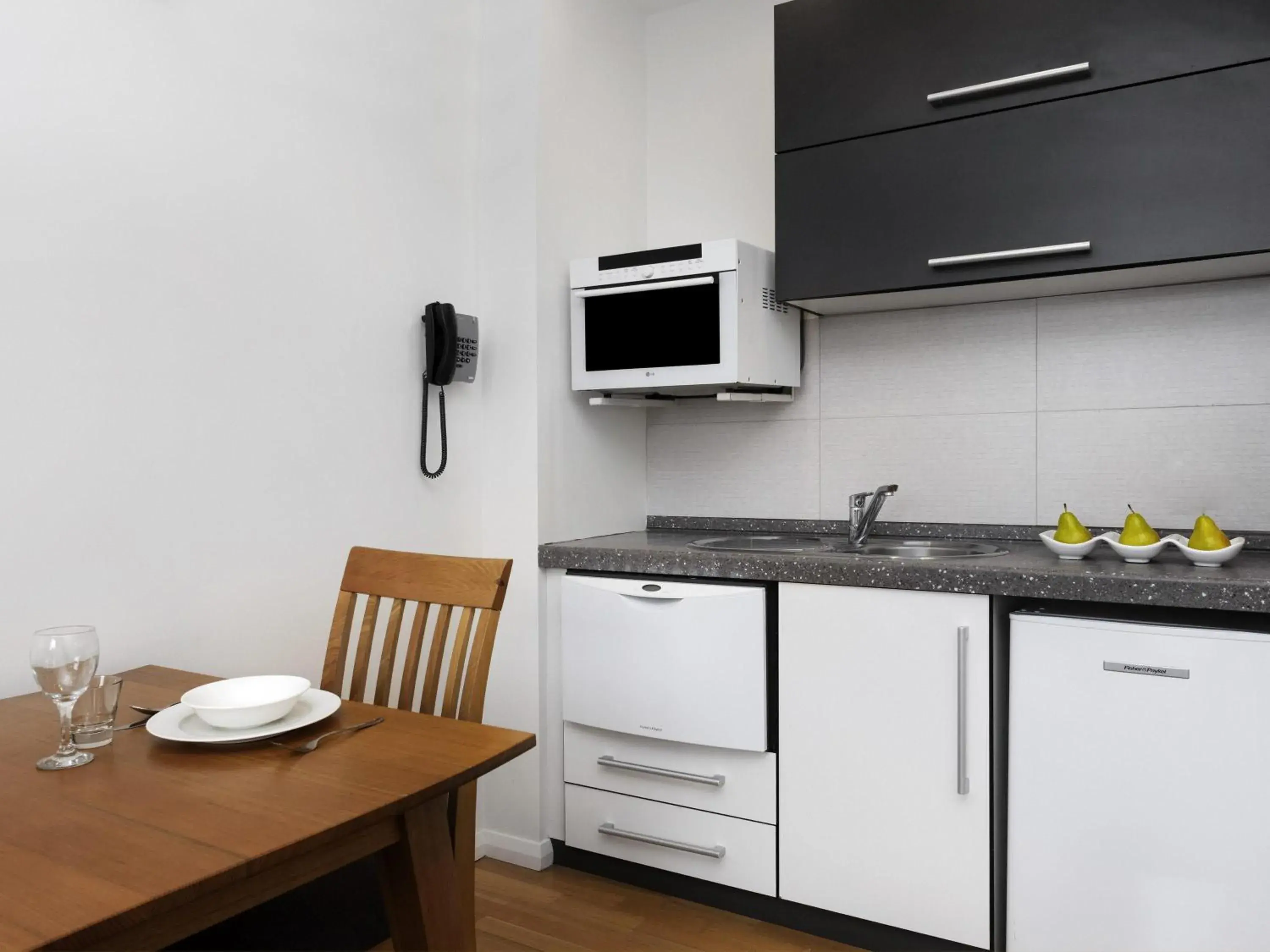 Bedroom in Mantra One Sandy Bay Road Bedroom in Mantra One Sandy Bay Road