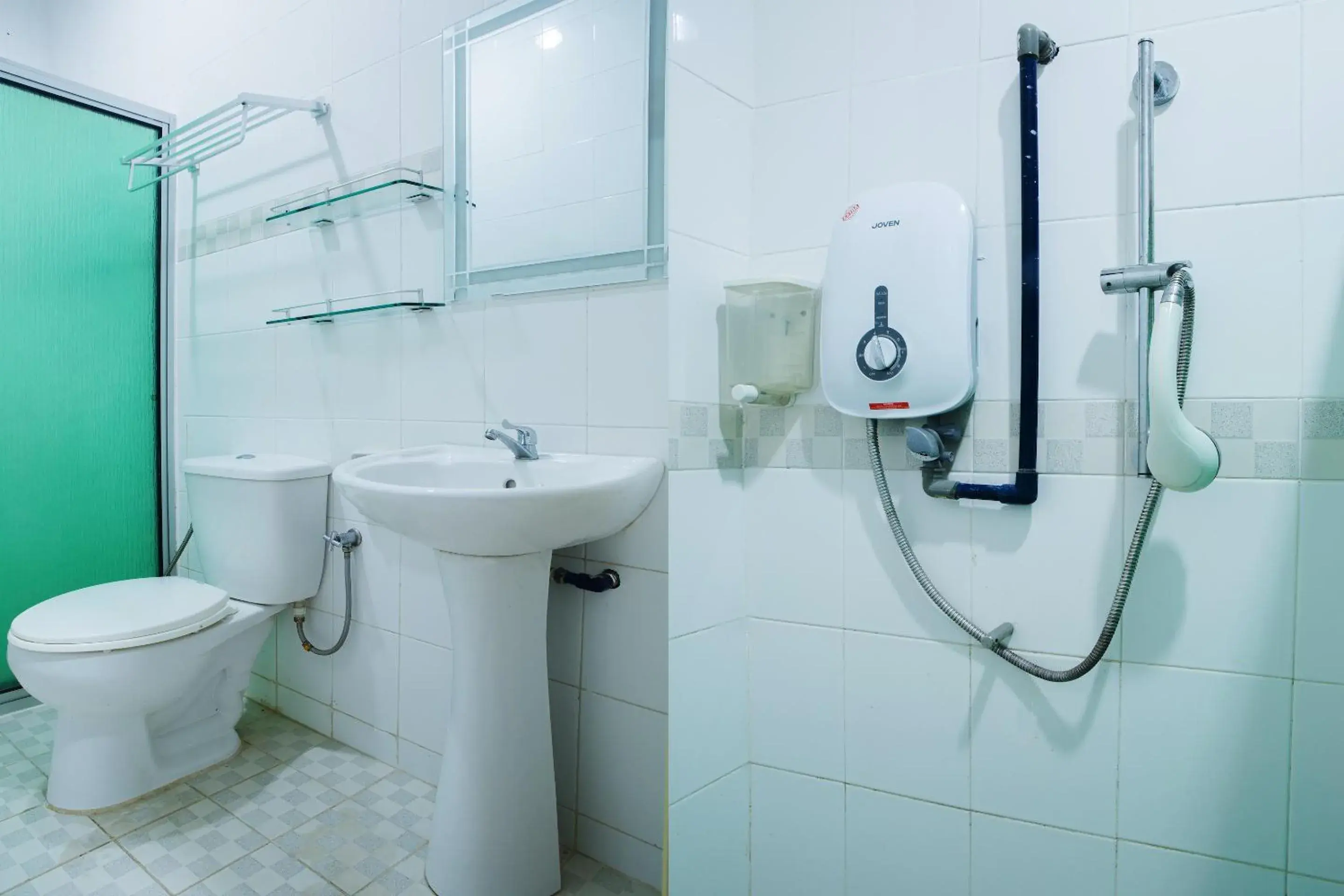 Bathroom in The 7 Lodge Tambunan