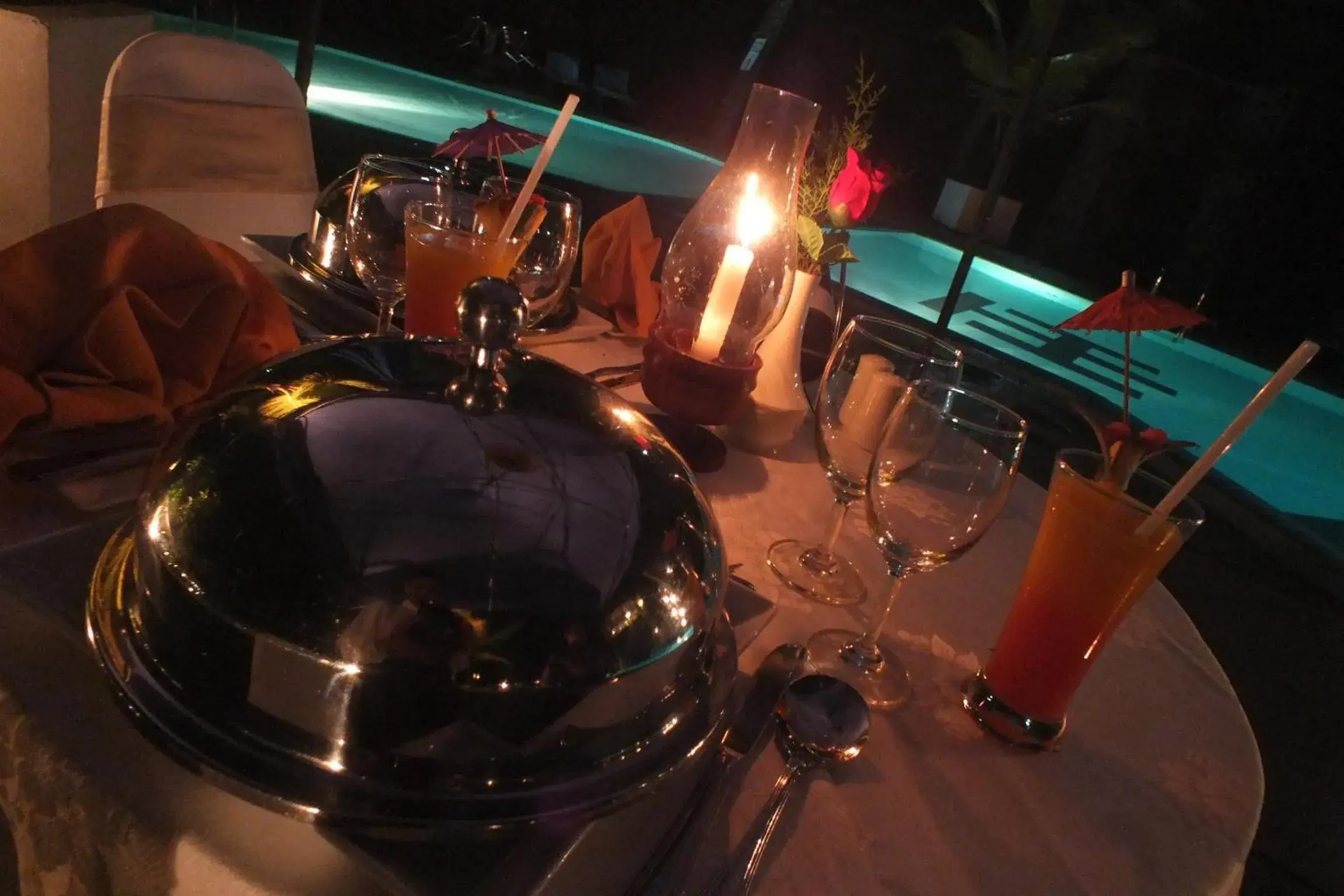 Food and drinks in Hotel Topaz Food and drinks in Hotel Topaz